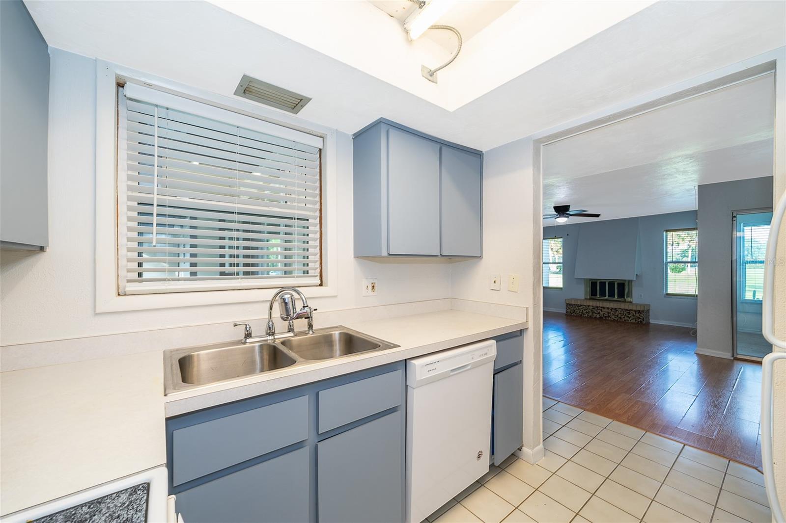 20104 SANDALWOOD DRIVE, #104, Wildwood, FL 34785
