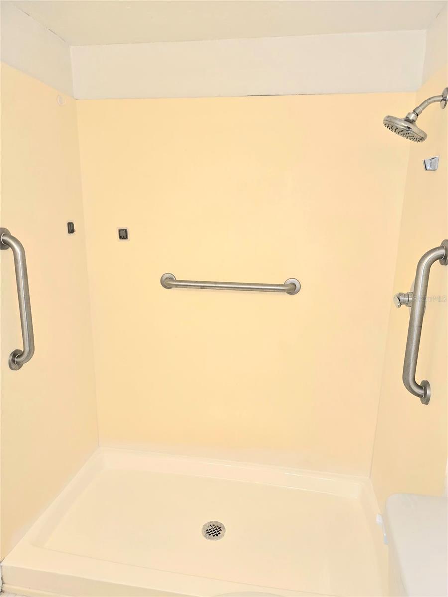 20104 SANDALWOOD DRIVE, #104, Wildwood, FL 34785