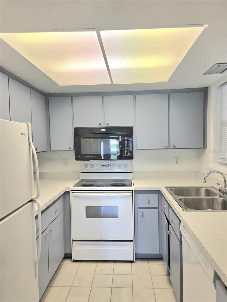 20104 SANDALWOOD DRIVE, #104, Wildwood, FL 34785