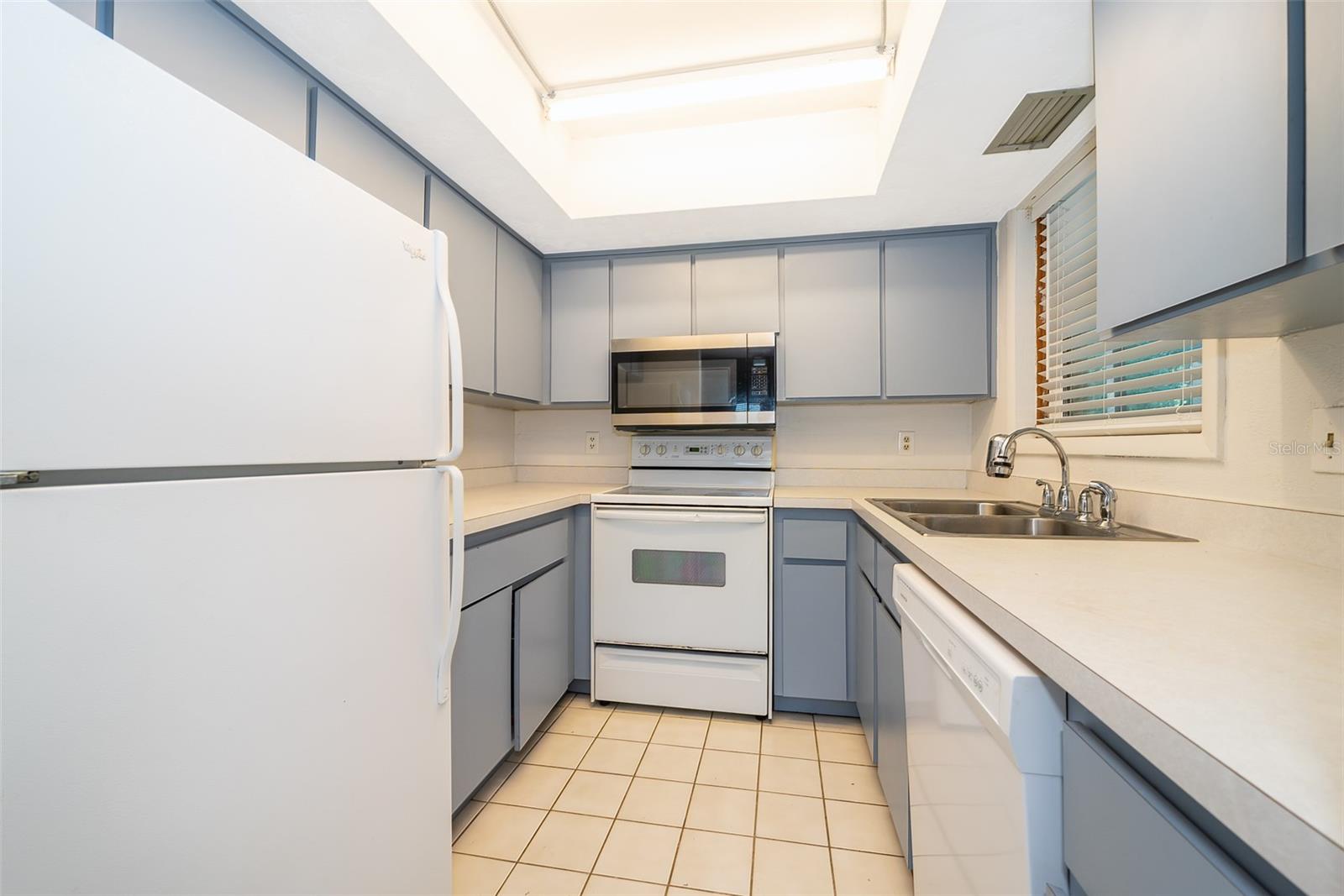 20104 SANDALWOOD DRIVE, #104, Wildwood, FL 34785