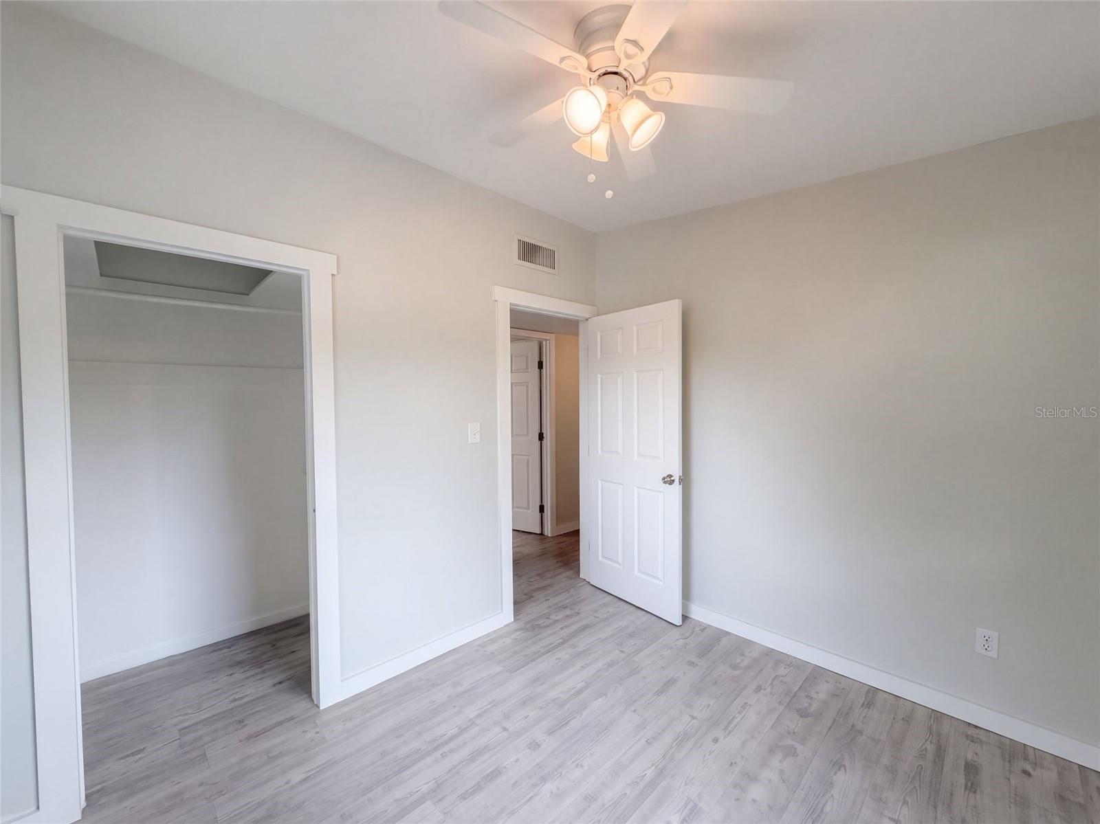1371 JEFFORDS STREET, Clearwater, FL 33756