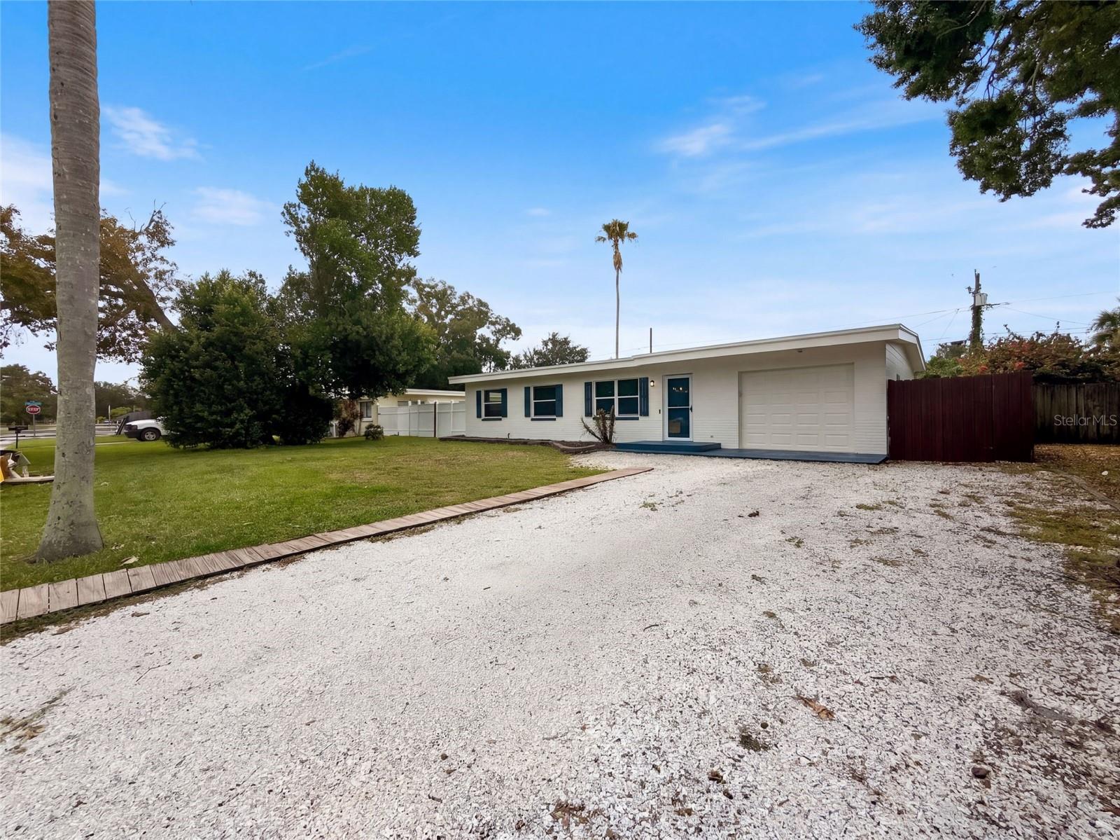 1371 JEFFORDS STREET, Clearwater, FL 33756