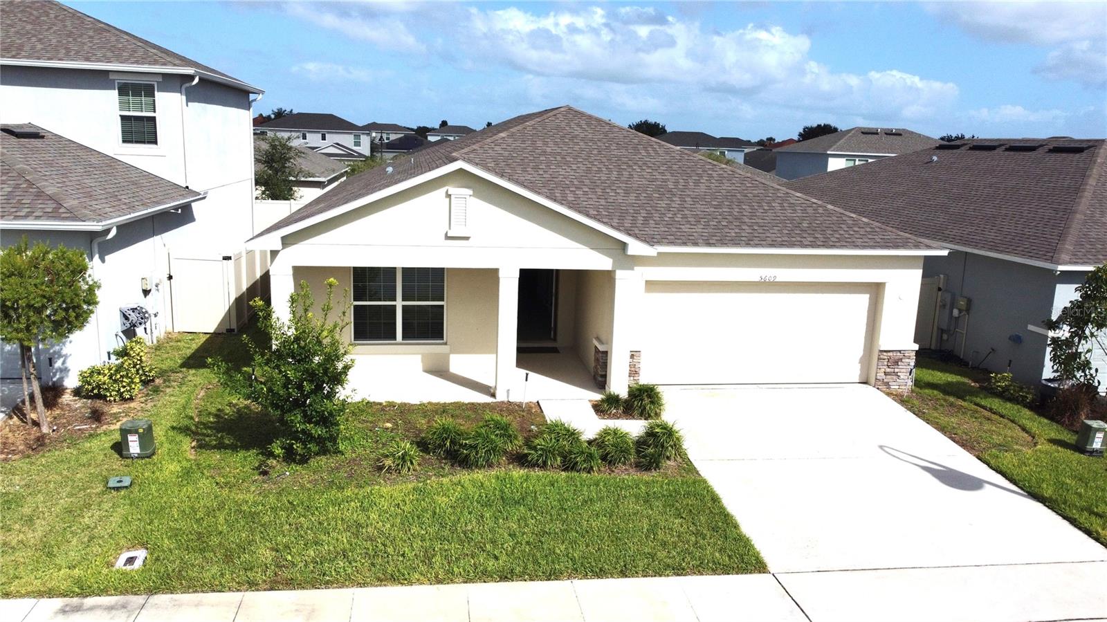 5609 COSTA BLANCA WAY, Davenport, FL 33897