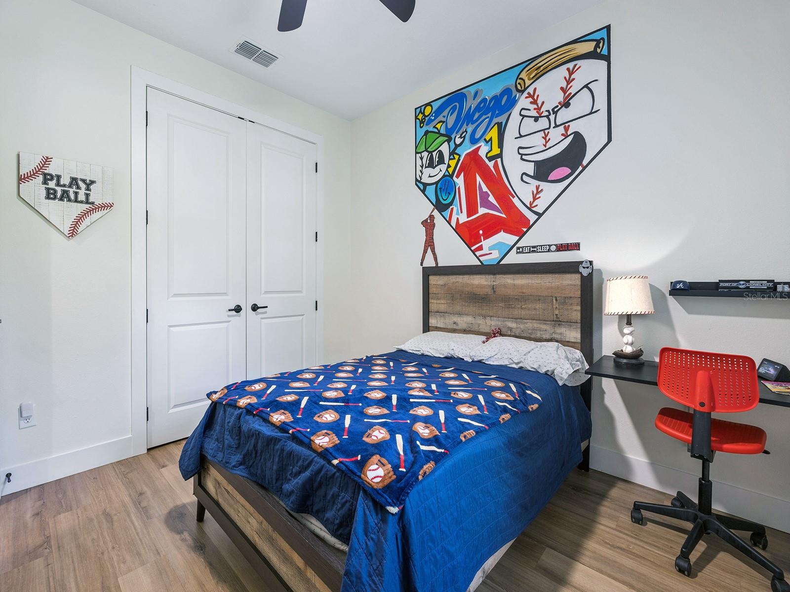 412 SNOW HILL RD, Geneva, FL 32732
