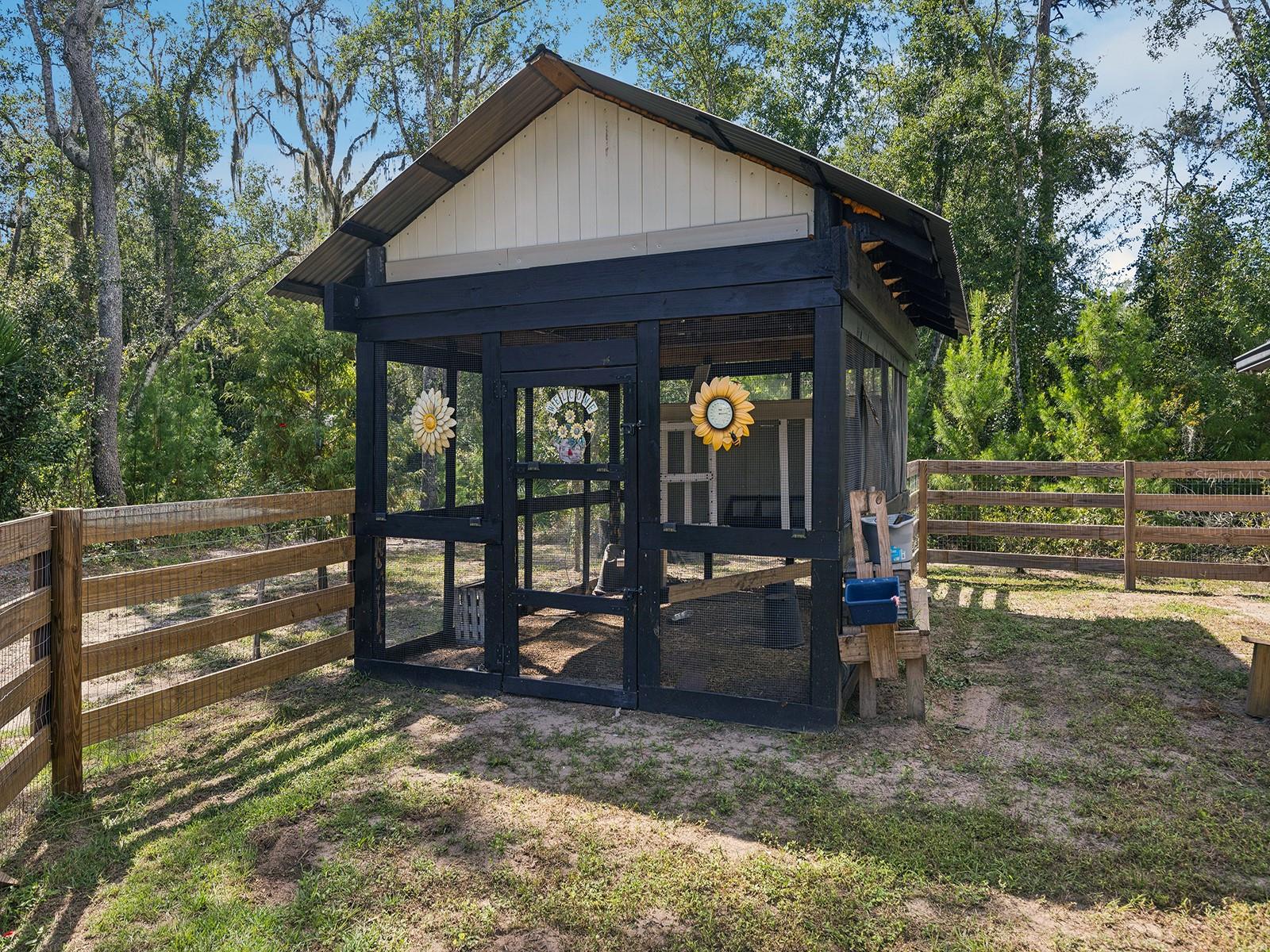 412 SNOW HILL RD, Geneva, FL 32732
