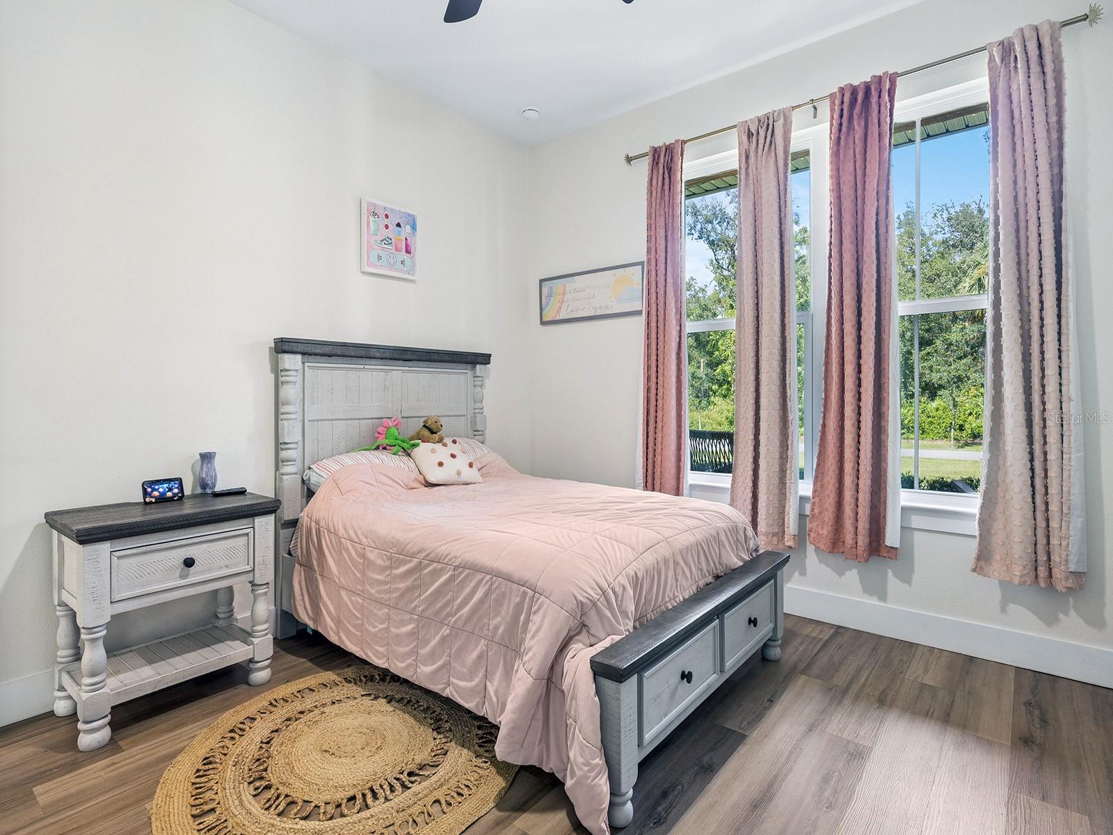 412 SNOW HILL RD, Geneva, FL 32732