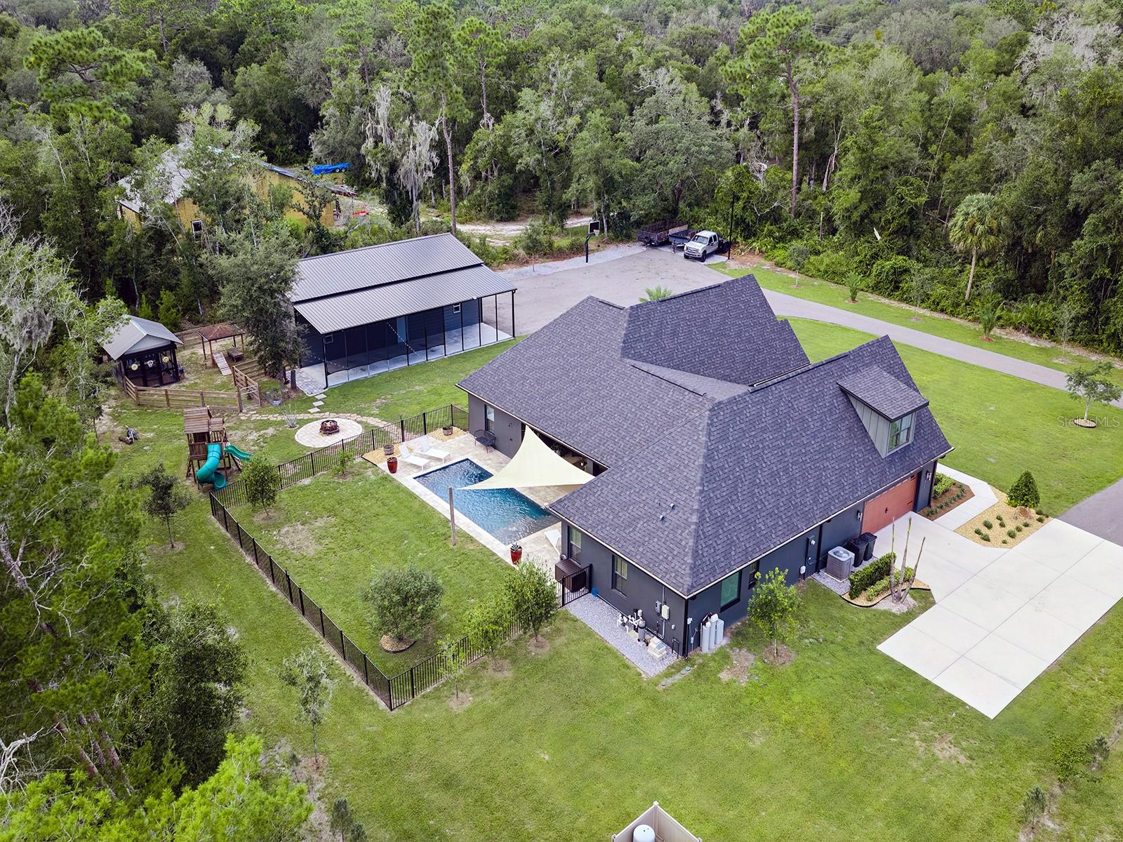 412 SNOW HILL RD, Geneva, FL 32732