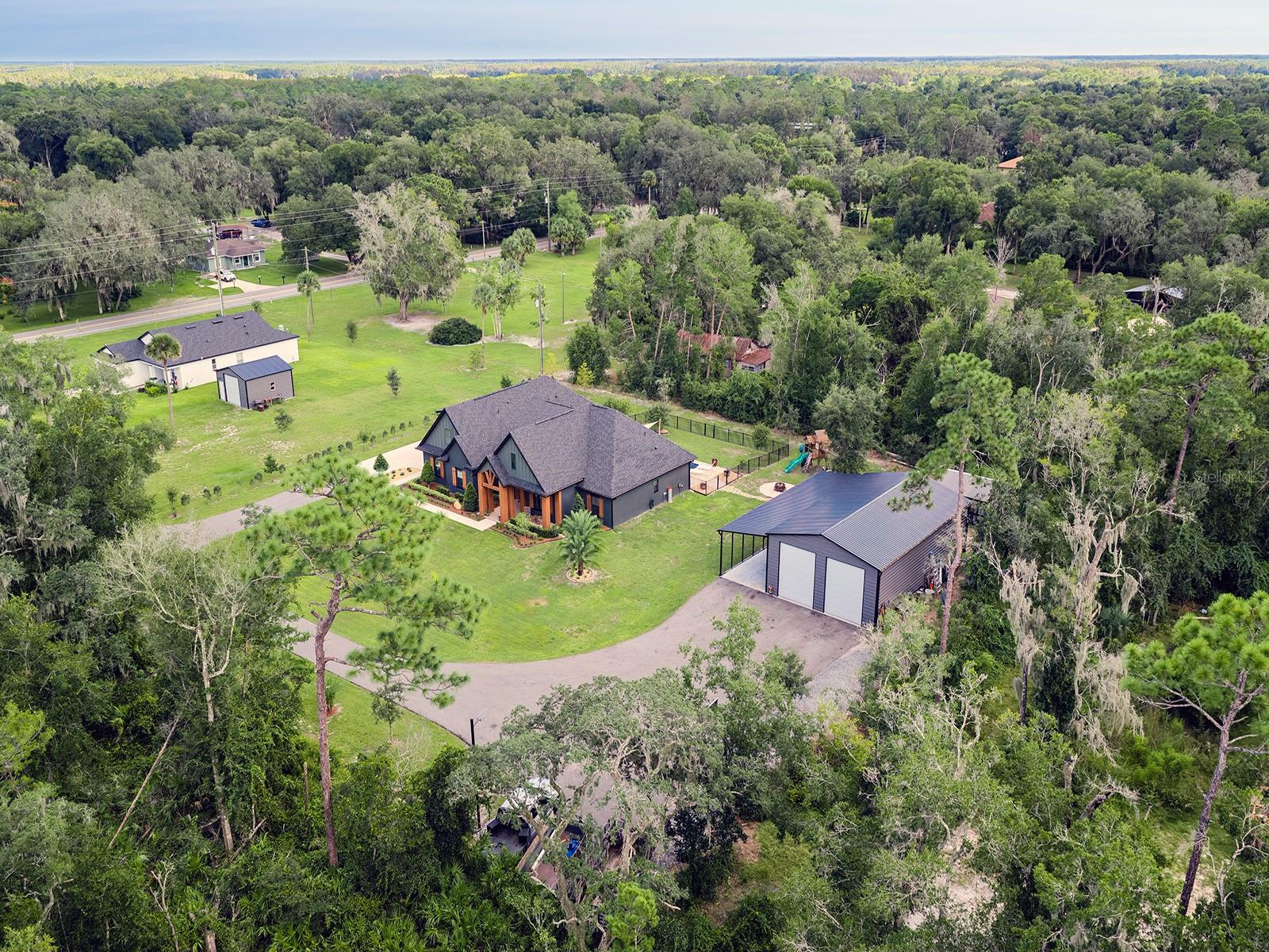 412 SNOW HILL RD, Geneva, FL 32732