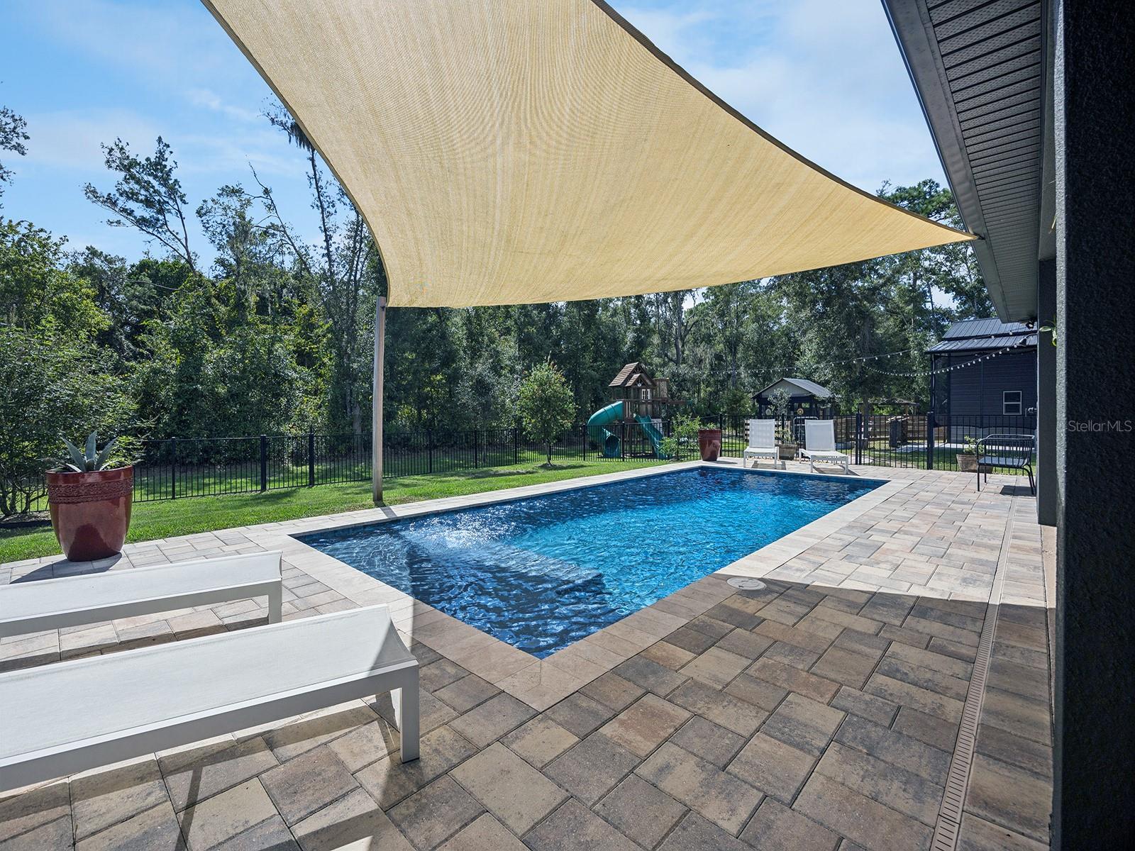 412 SNOW HILL RD, Geneva, FL 32732