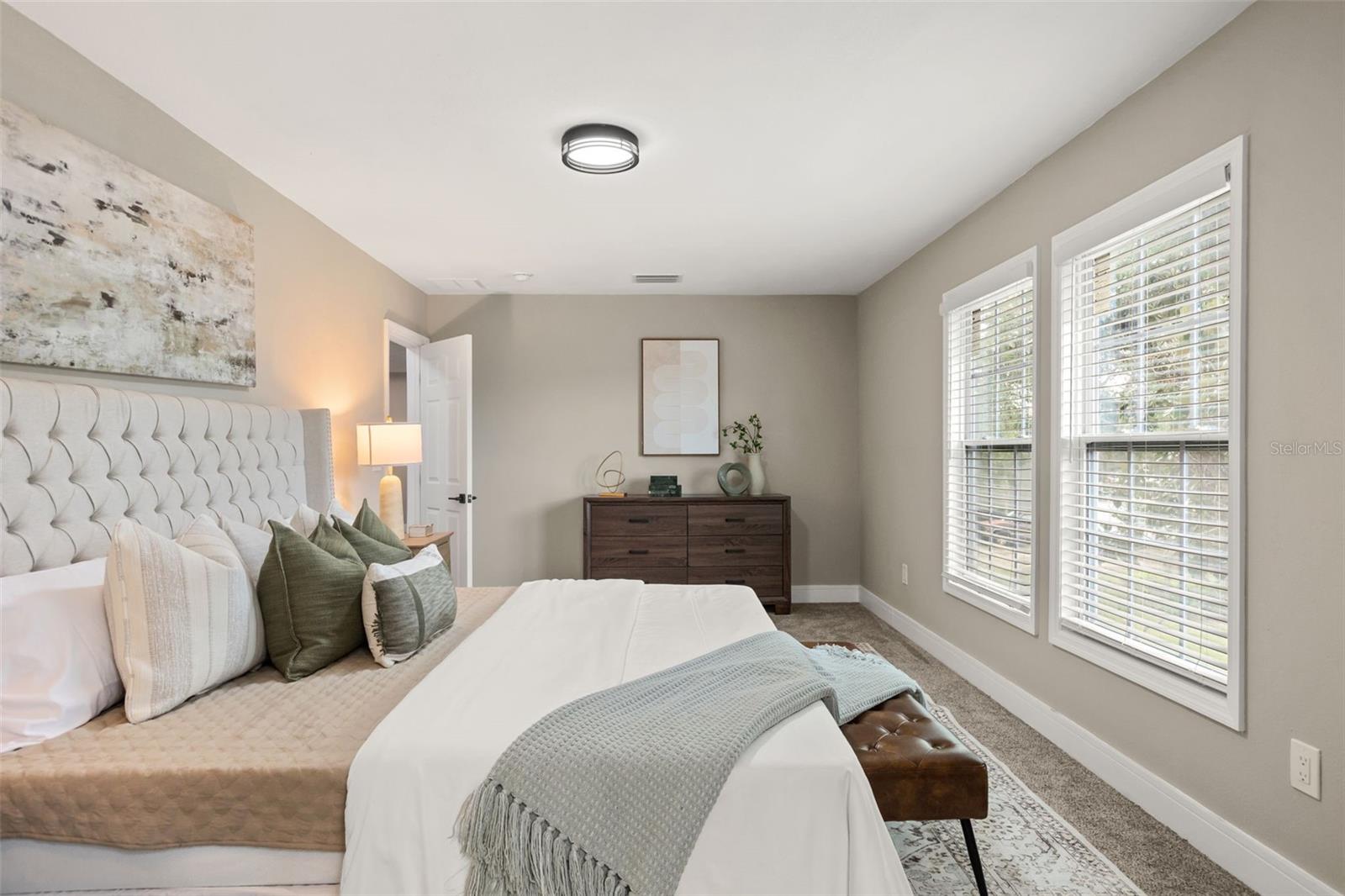 15 E LAUREL STREET, Apopka, FL 32703