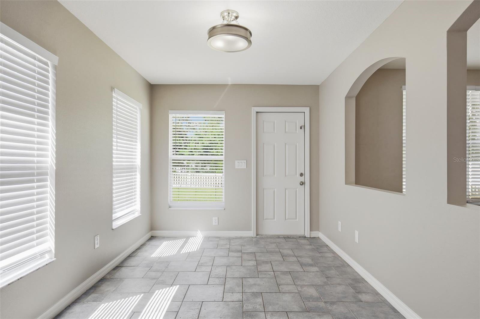 7627 BLUE SPRING DRIVE, Land O Lakes, FL 34637 7627 BLUE SPRING DRIVE, Land O Lakes, FL 34637