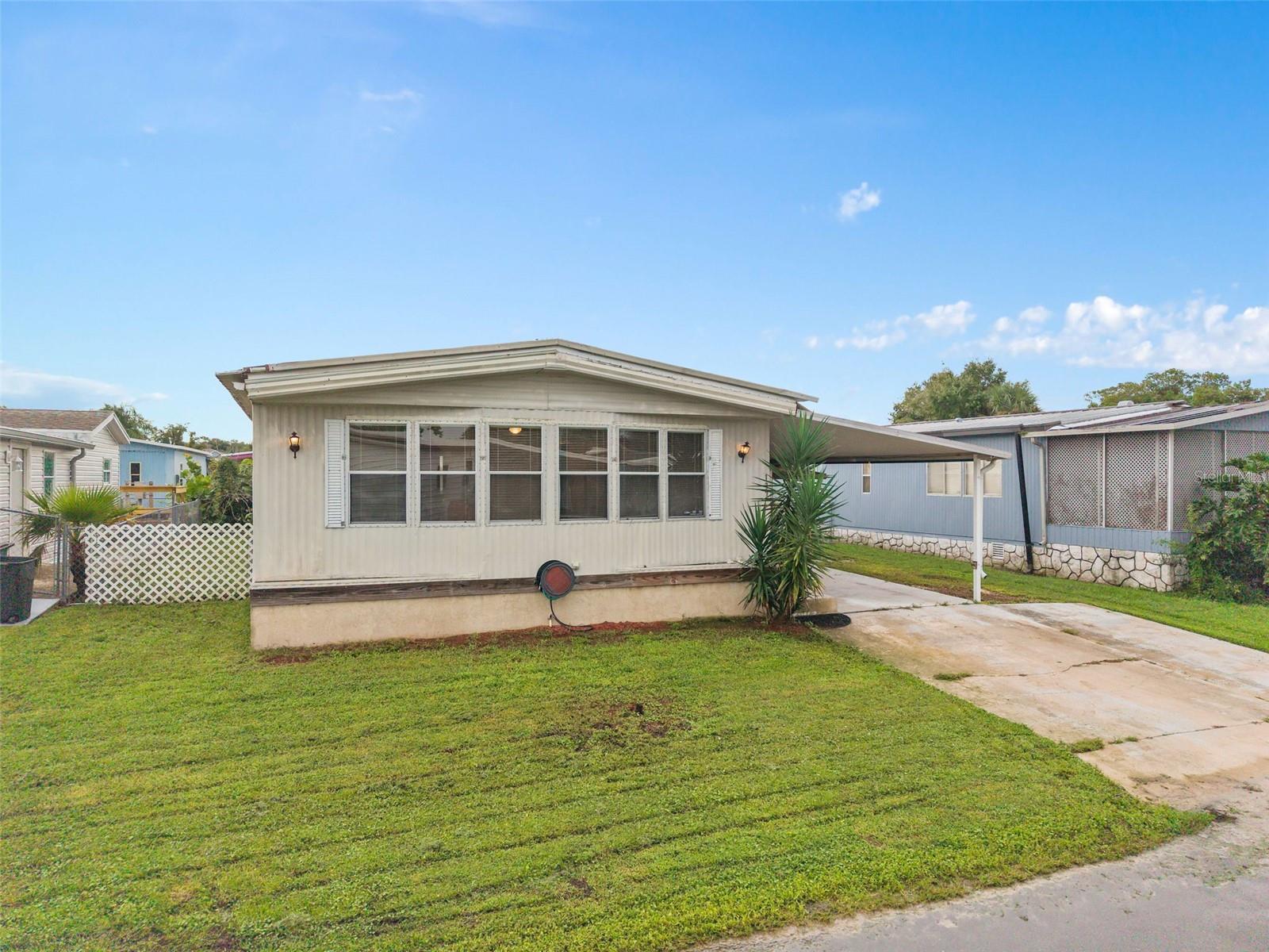 137 PINE TREE DRIVE, Debary, FL 32713