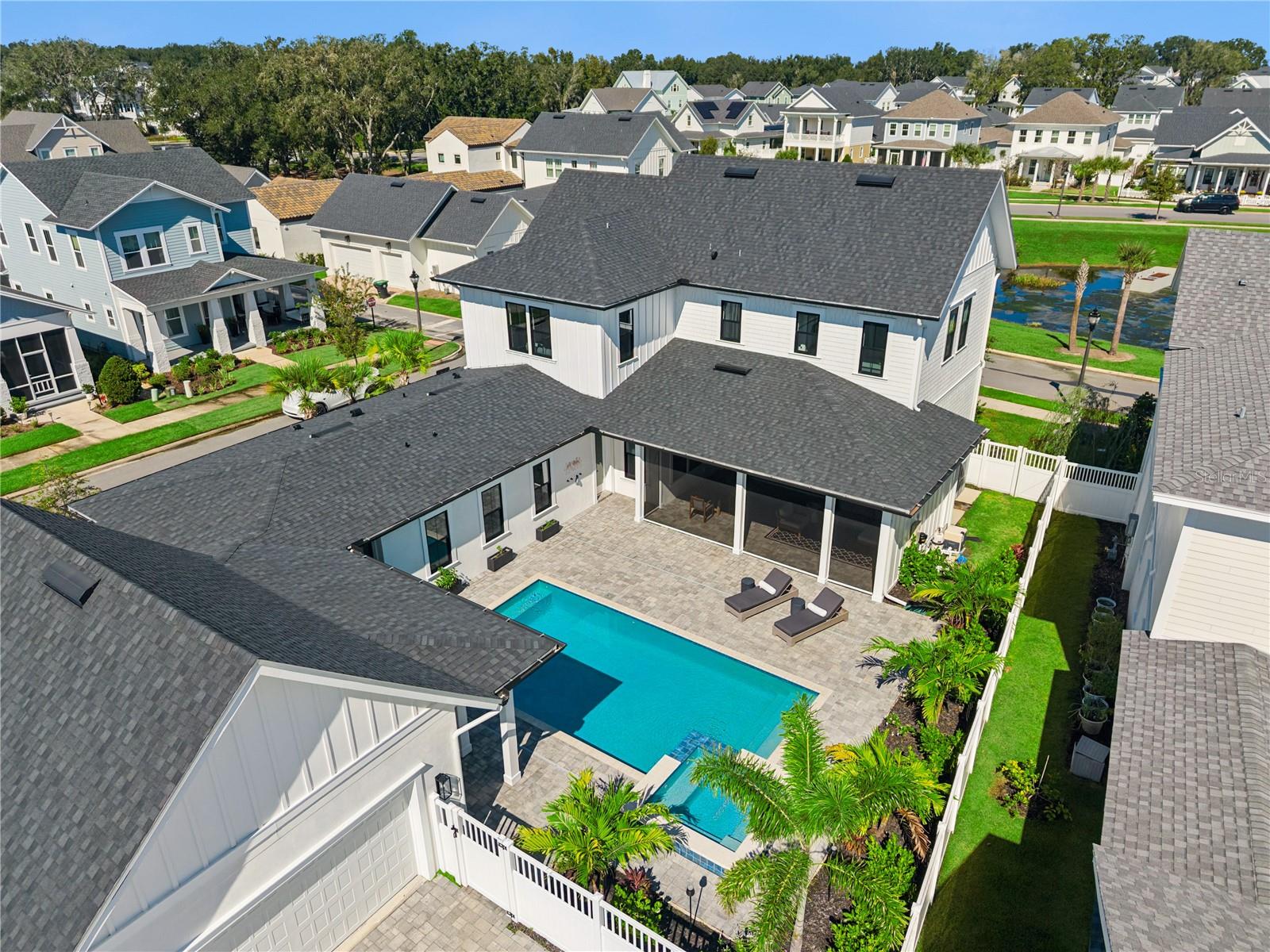 900 ALLENDALE LANE, Oakland, FL 34787