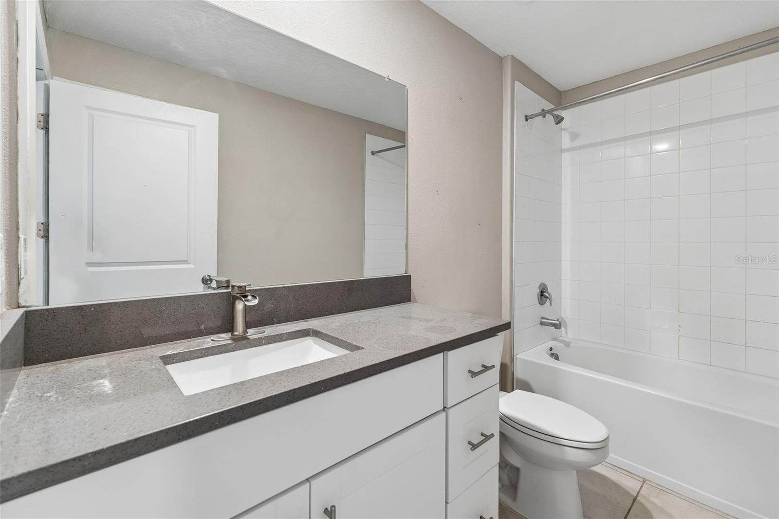 5404 BLUE AZURE DRIVE, Wimauma, FL 33598