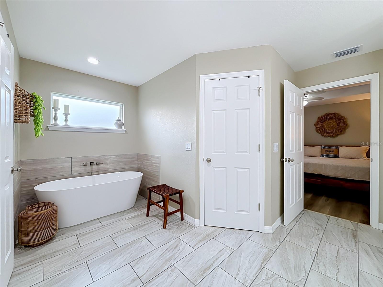 221 AVENUE P NW, Winter Haven, FL 33881