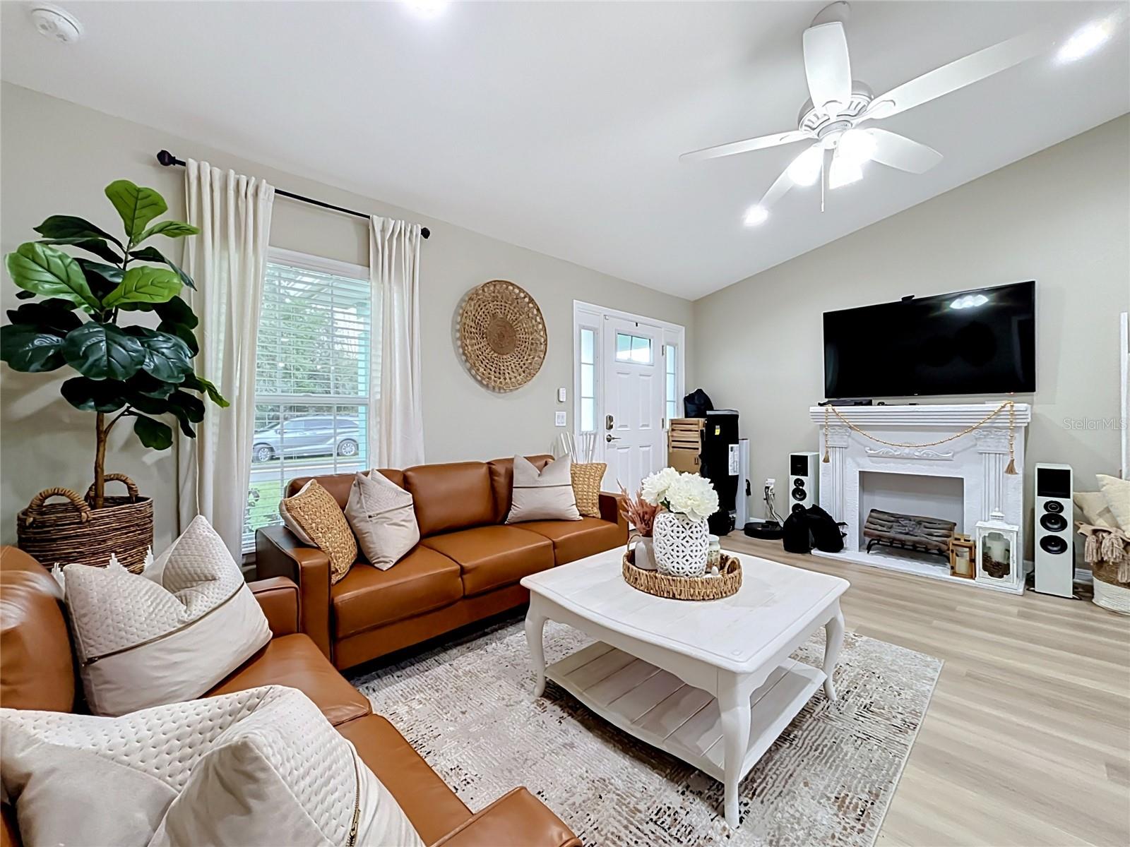 221 AVENUE P NW, Winter Haven, FL 33881