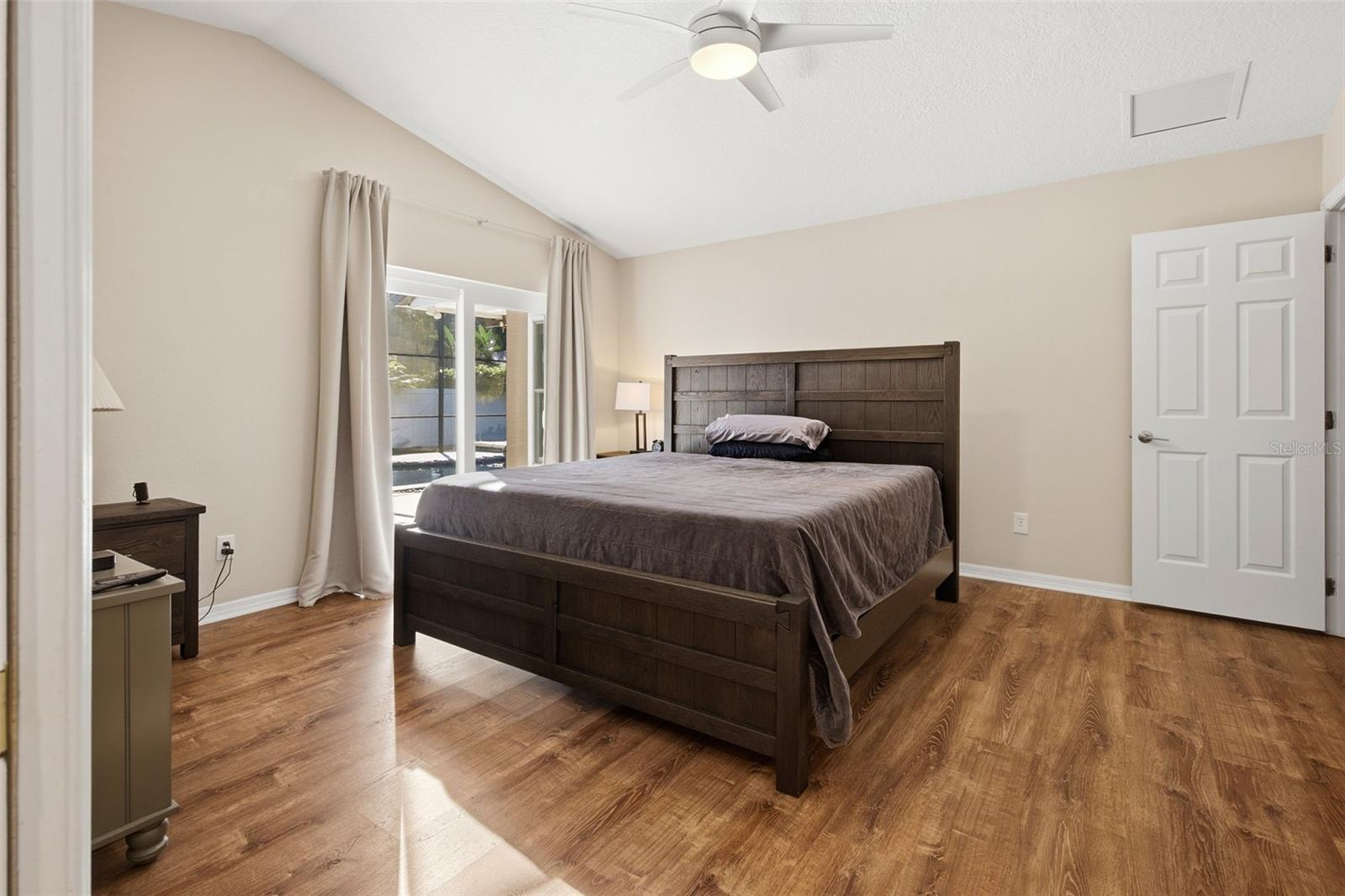 7709 APPLE TREE CIRCLE, Orlando, FL 32819