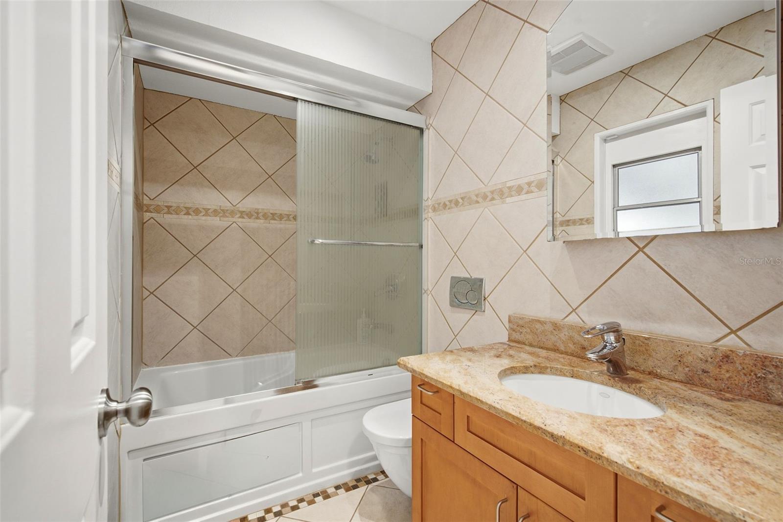 7709 APPLE TREE CIRCLE, Orlando, FL 32819