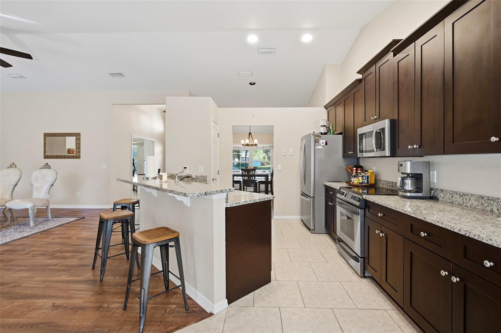 7709 APPLE TREE CIRCLE, Orlando, FL 32819