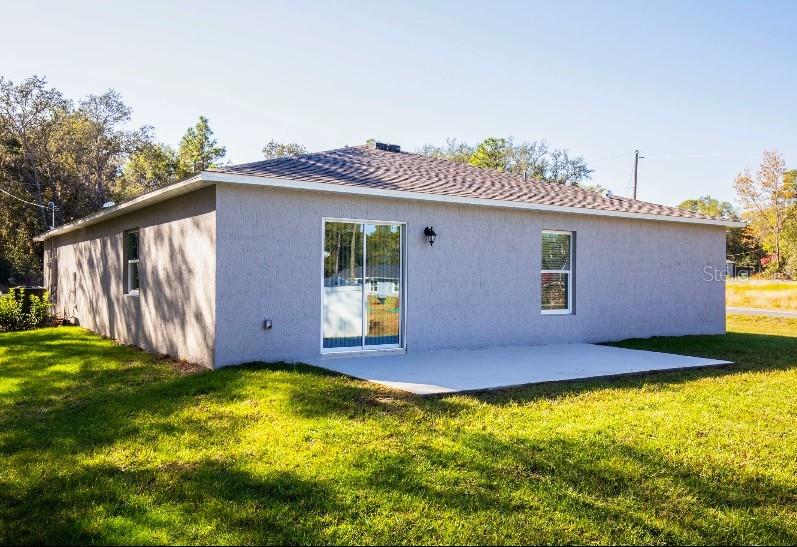 Model home - actual lot & features may vary.