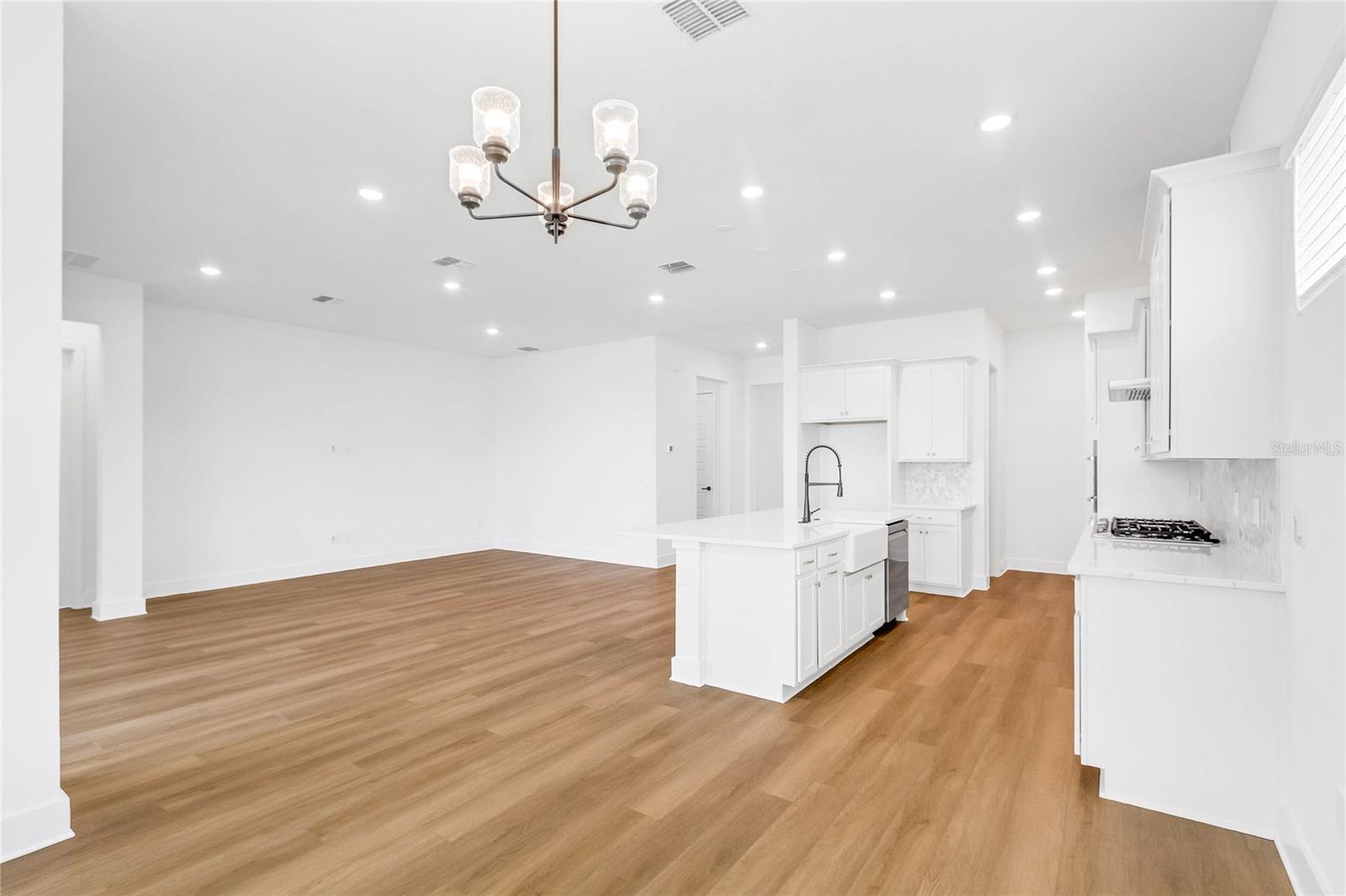 Dining Room (representative photo)