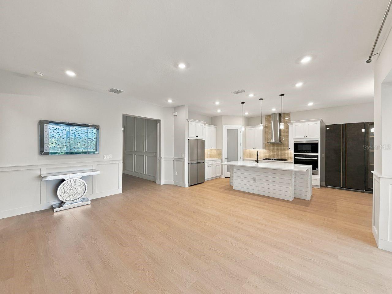 16008 VOLTERRA POINT, Montverde, FL 34756