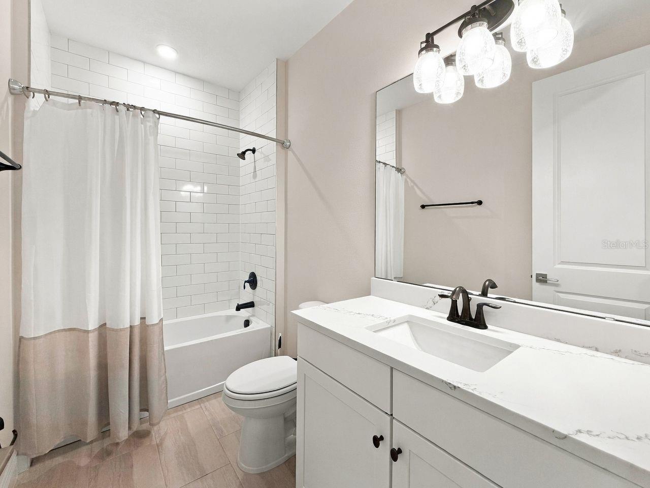 16008 VOLTERRA POINT, Montverde, FL 34756