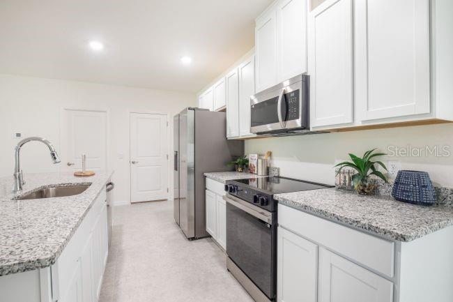 Model home - actual features may vary. Model home - actual features may vary.