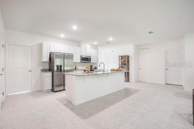 Model home - actual features may vary. Model home - actual features may vary.