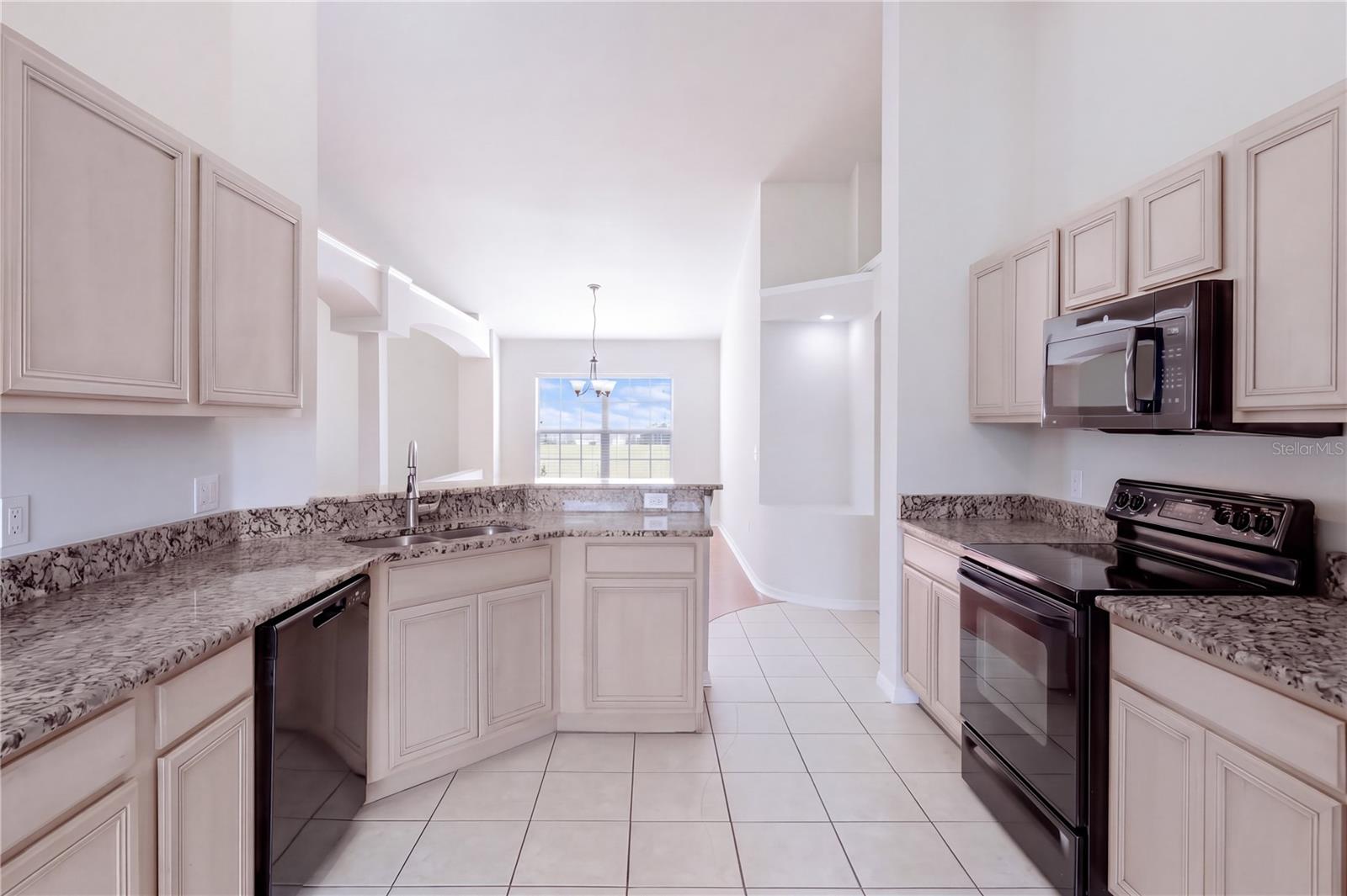 2612 WHITEWOOD ROAD, Mulberry, FL 33860