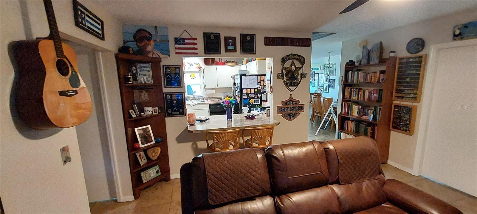 906 BLUEWATER DRIVE, Sun City Center, FL 33573