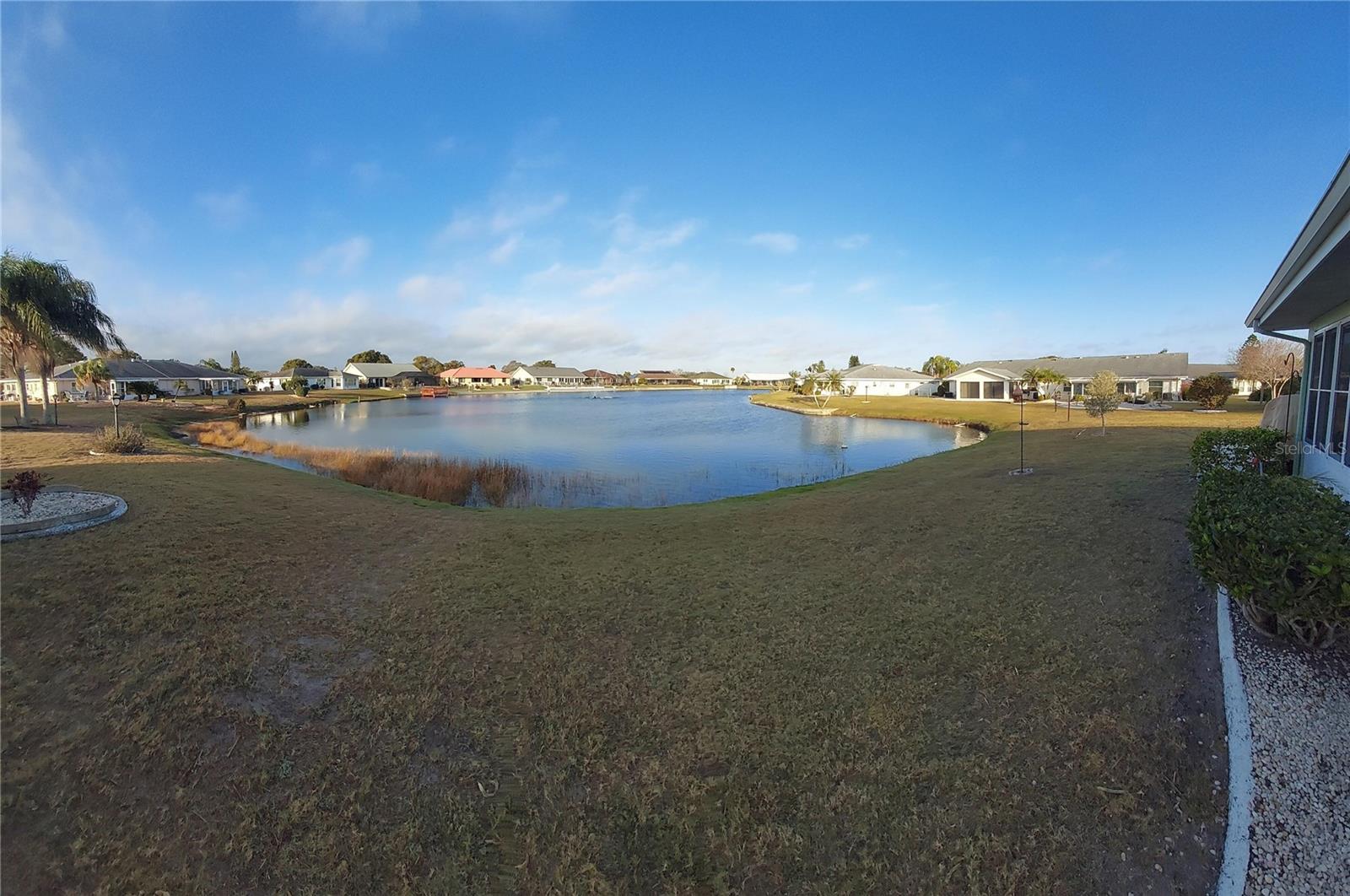 906 BLUEWATER DRIVE, Sun City Center, FL 33573