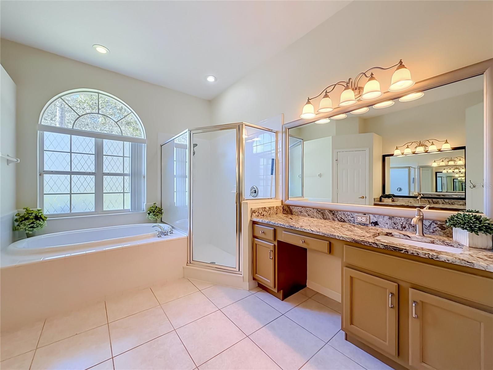 1105 SHADOWBROOK TRAIL, Winter Springs, FL 32708