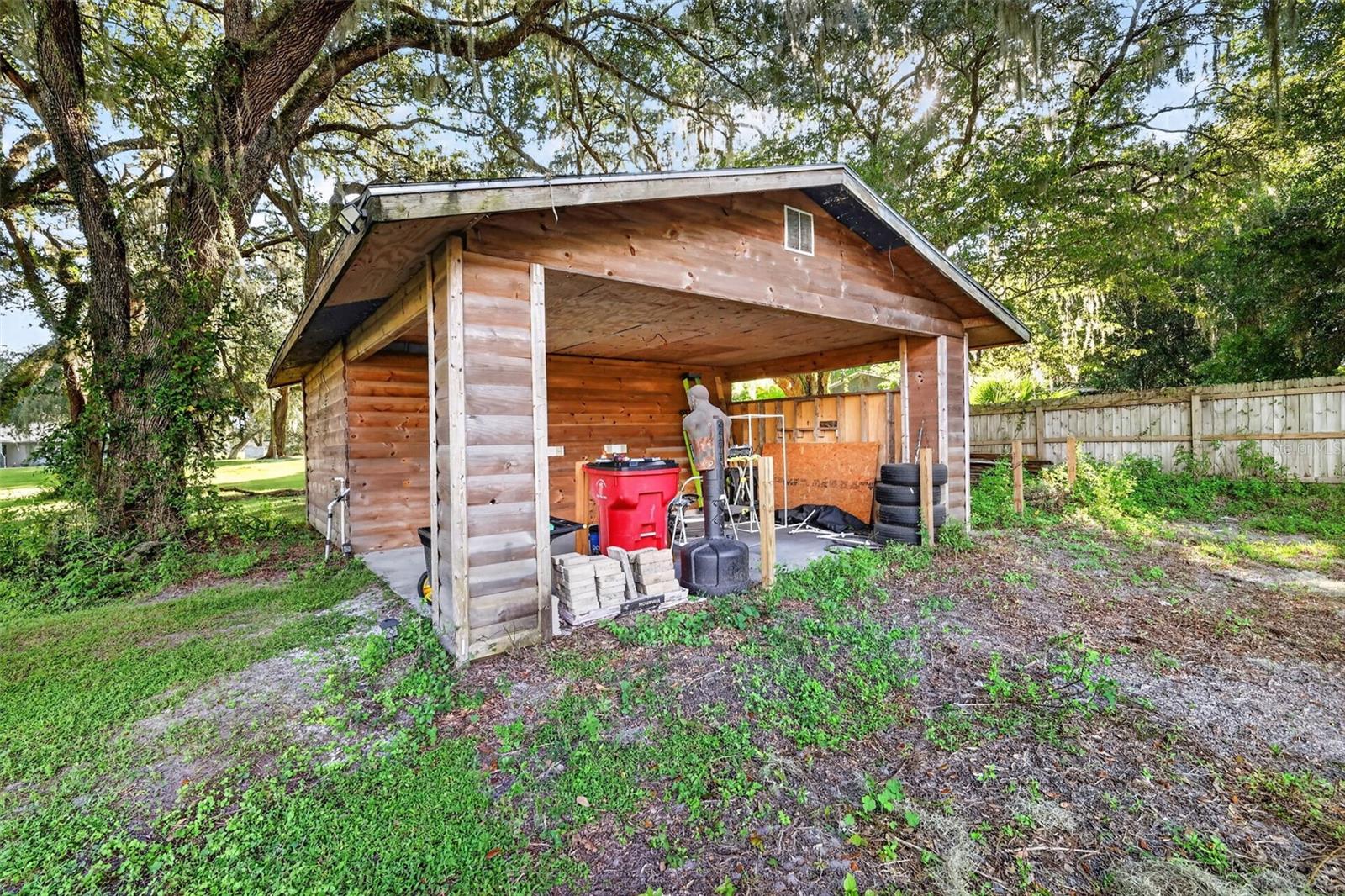 3074 COUNTY ROAD 521, Wildwood, FL 34785