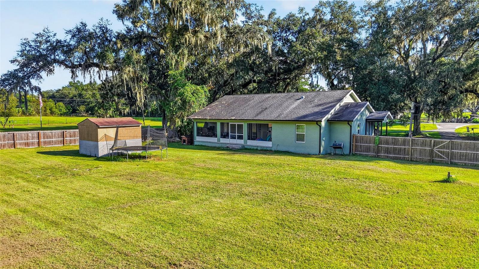 3074 COUNTY ROAD 521, Wildwood, FL 34785