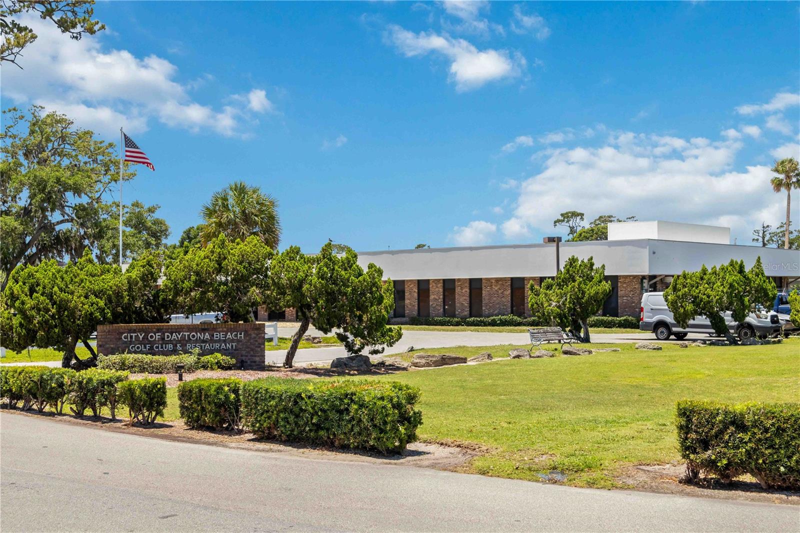 327 WILDER BOULEVARD, #B302, Daytona Beach, FL 32114