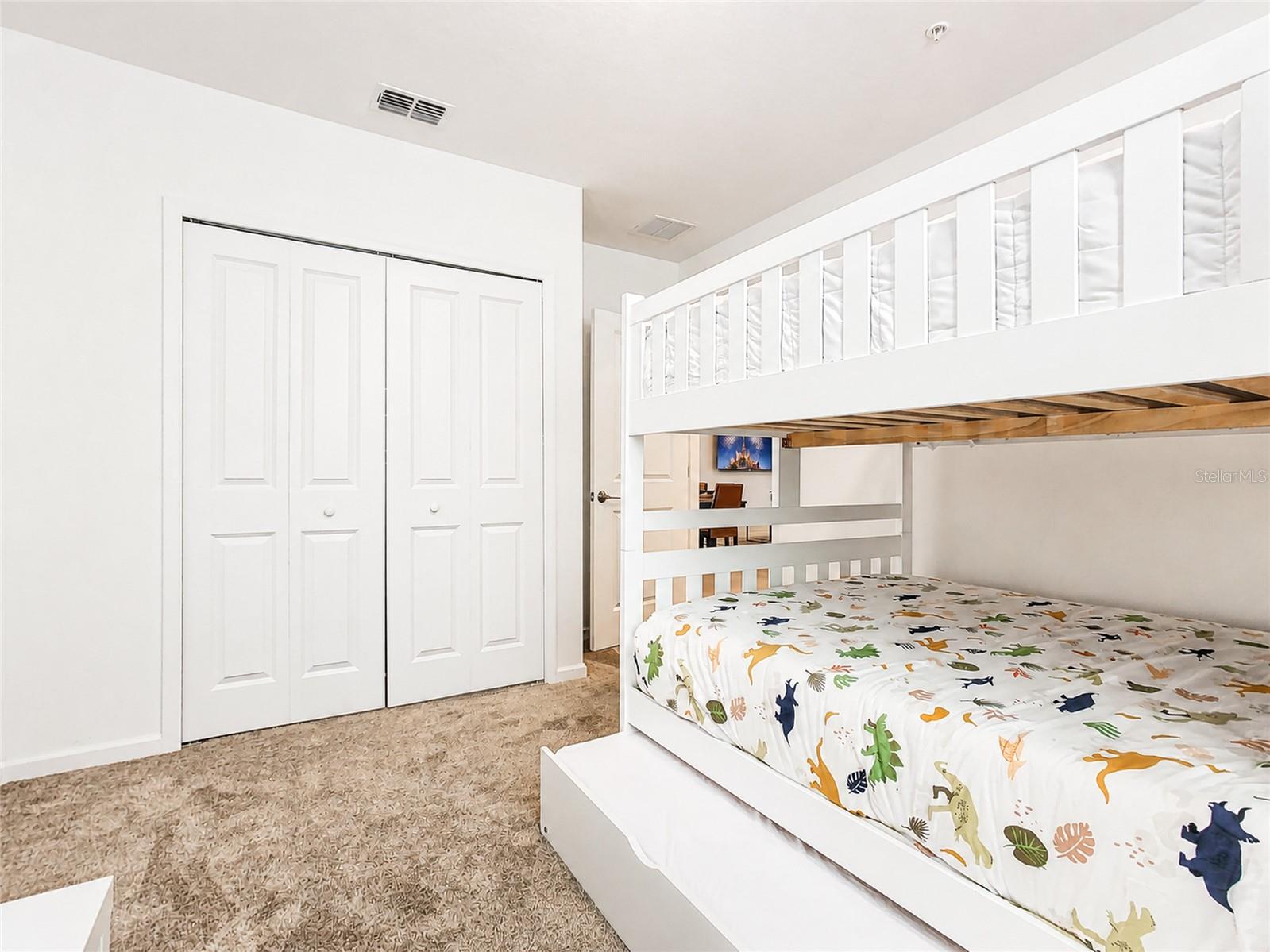 8879 CABOT CLIFFS DRIVE, #102, Davenport, FL 33896