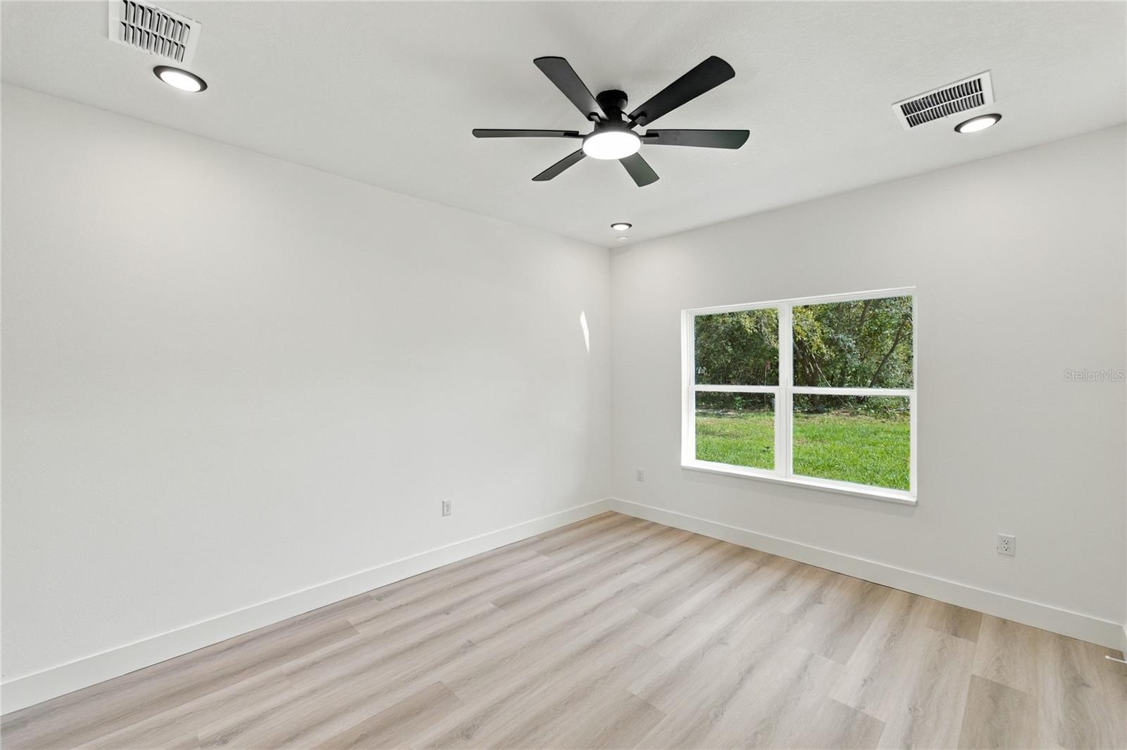 8717 N AMBOY DRIVE, Citrus Springs, FL 34433