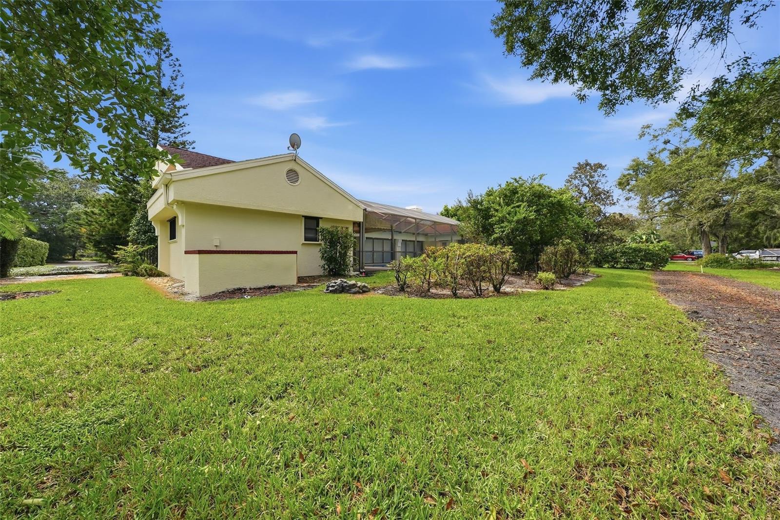 1008 ROYAL BIRKDALE DRIVE, Tarpon Springs, FL 34688