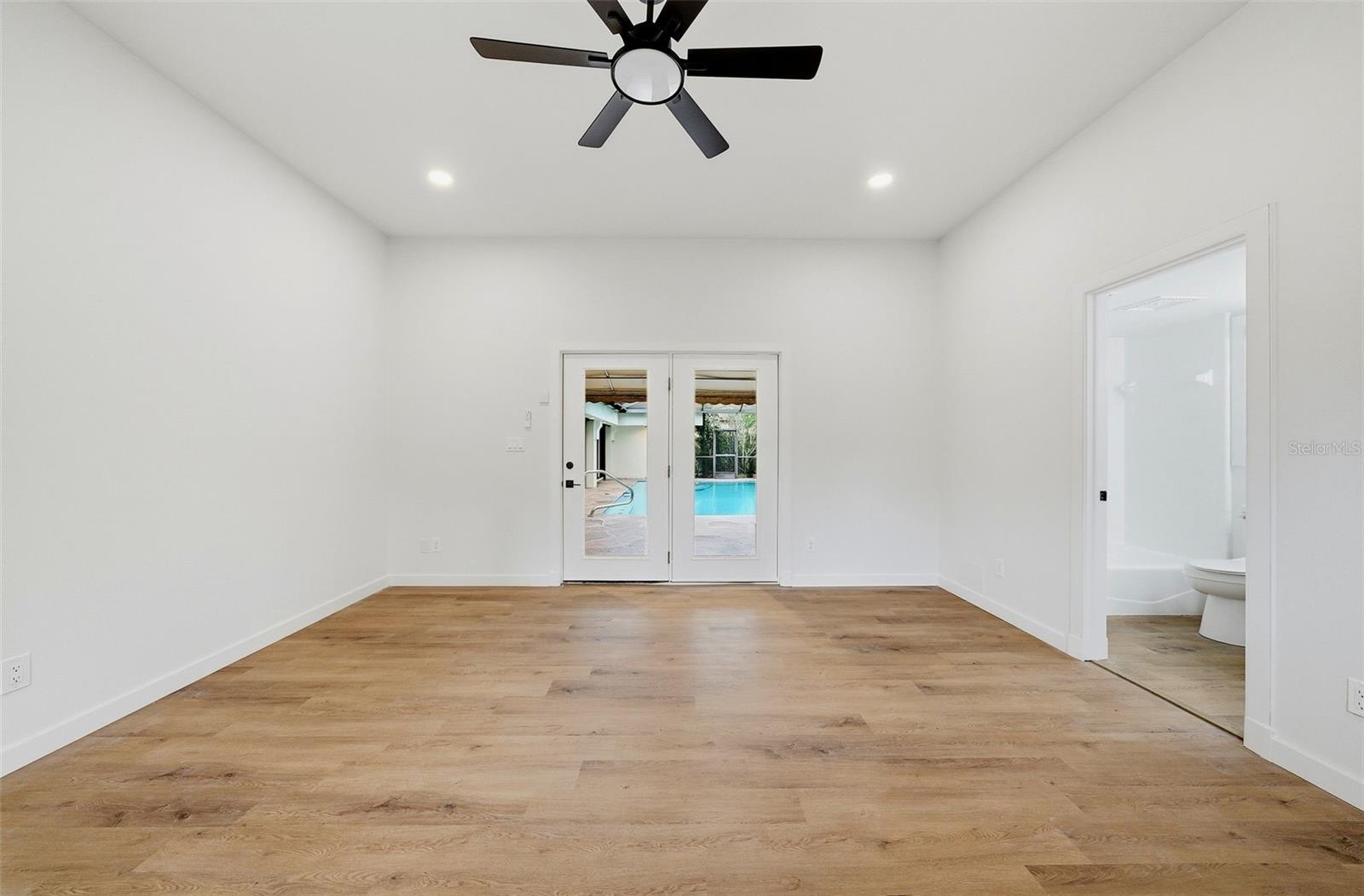 1008 ROYAL BIRKDALE DRIVE, Tarpon Springs, FL 34688