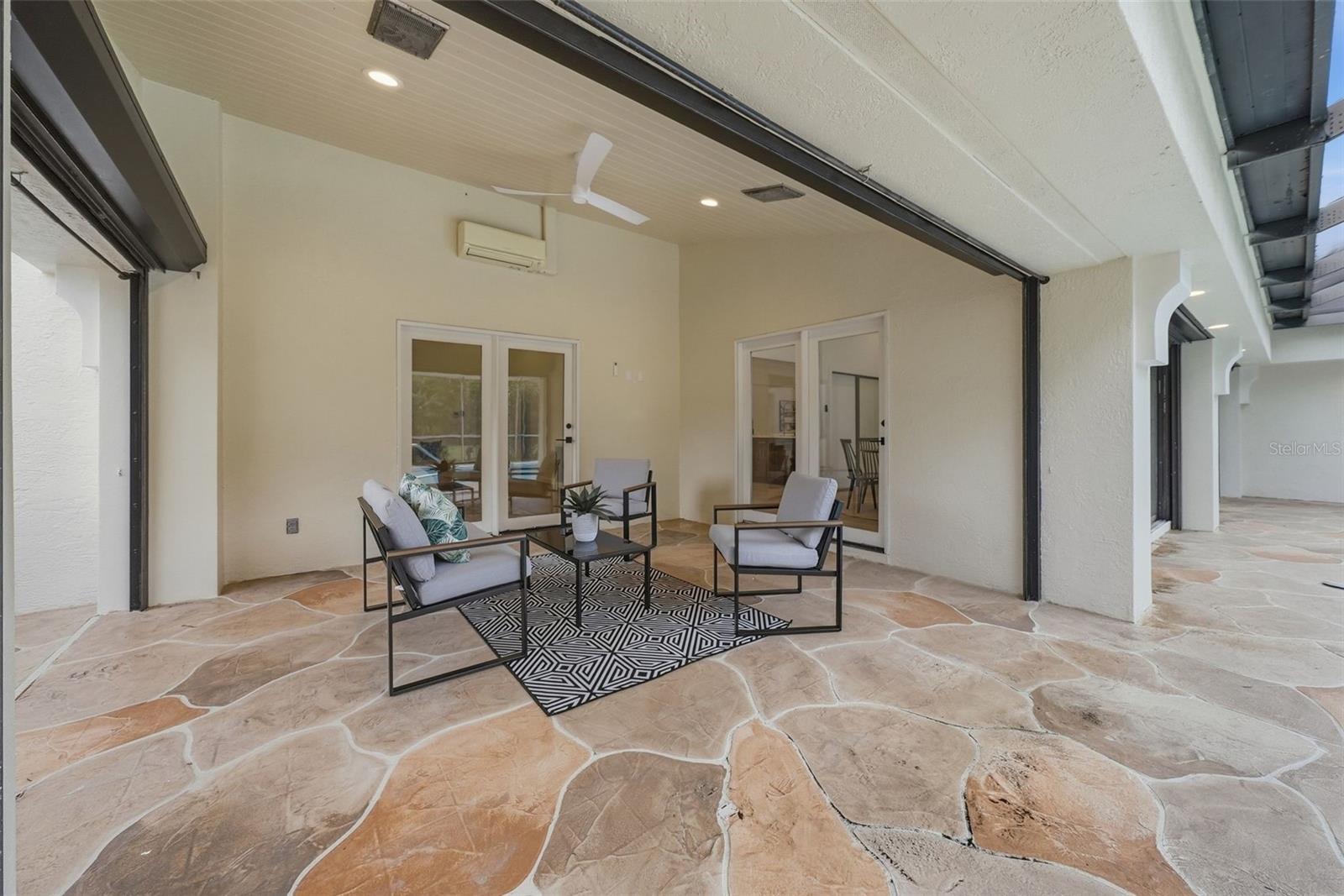 1008 ROYAL BIRKDALE DRIVE, Tarpon Springs, FL 34688