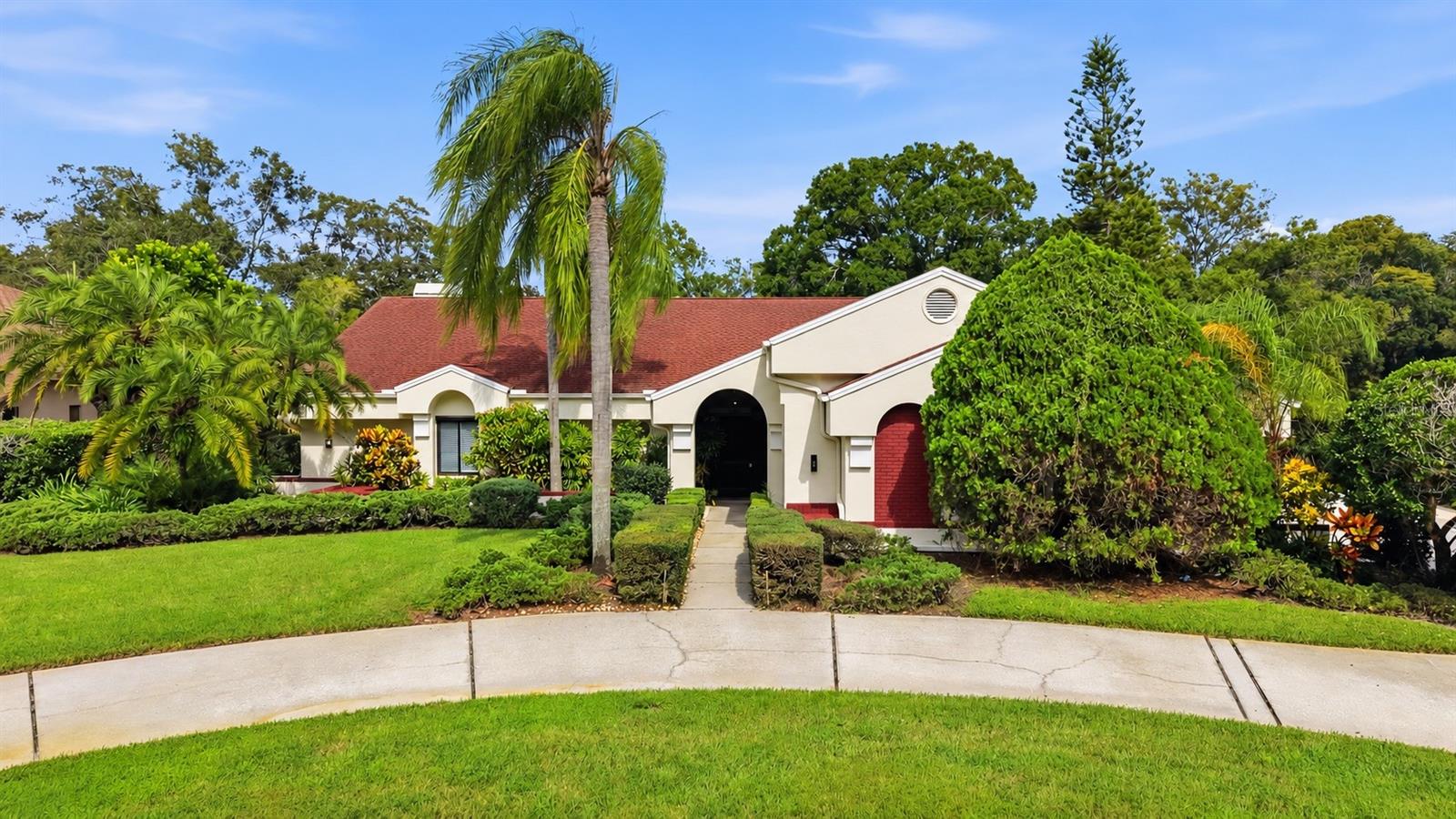 1008 ROYAL BIRKDALE DRIVE, Tarpon Springs, FL 34688