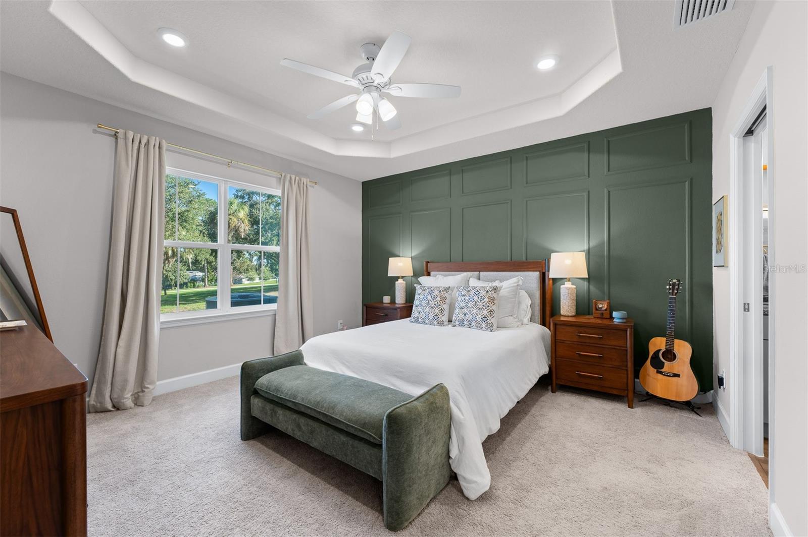 8556 MAGNIFICENT LANE, Groveland, FL 34736