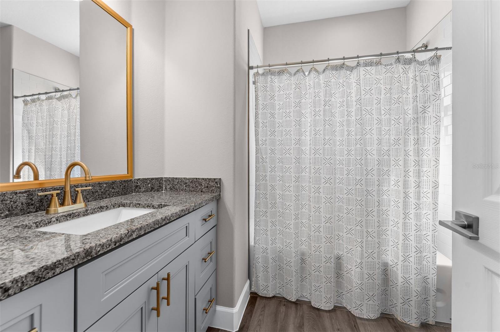 8556 MAGNIFICENT LANE, Groveland, FL 34736