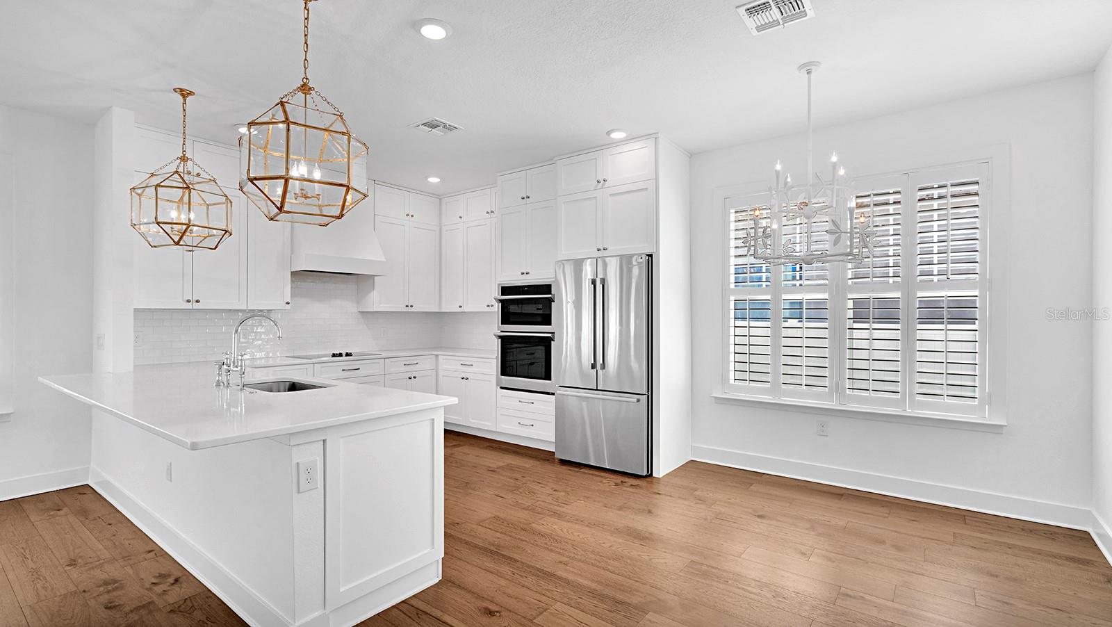 Dining/Kitchen