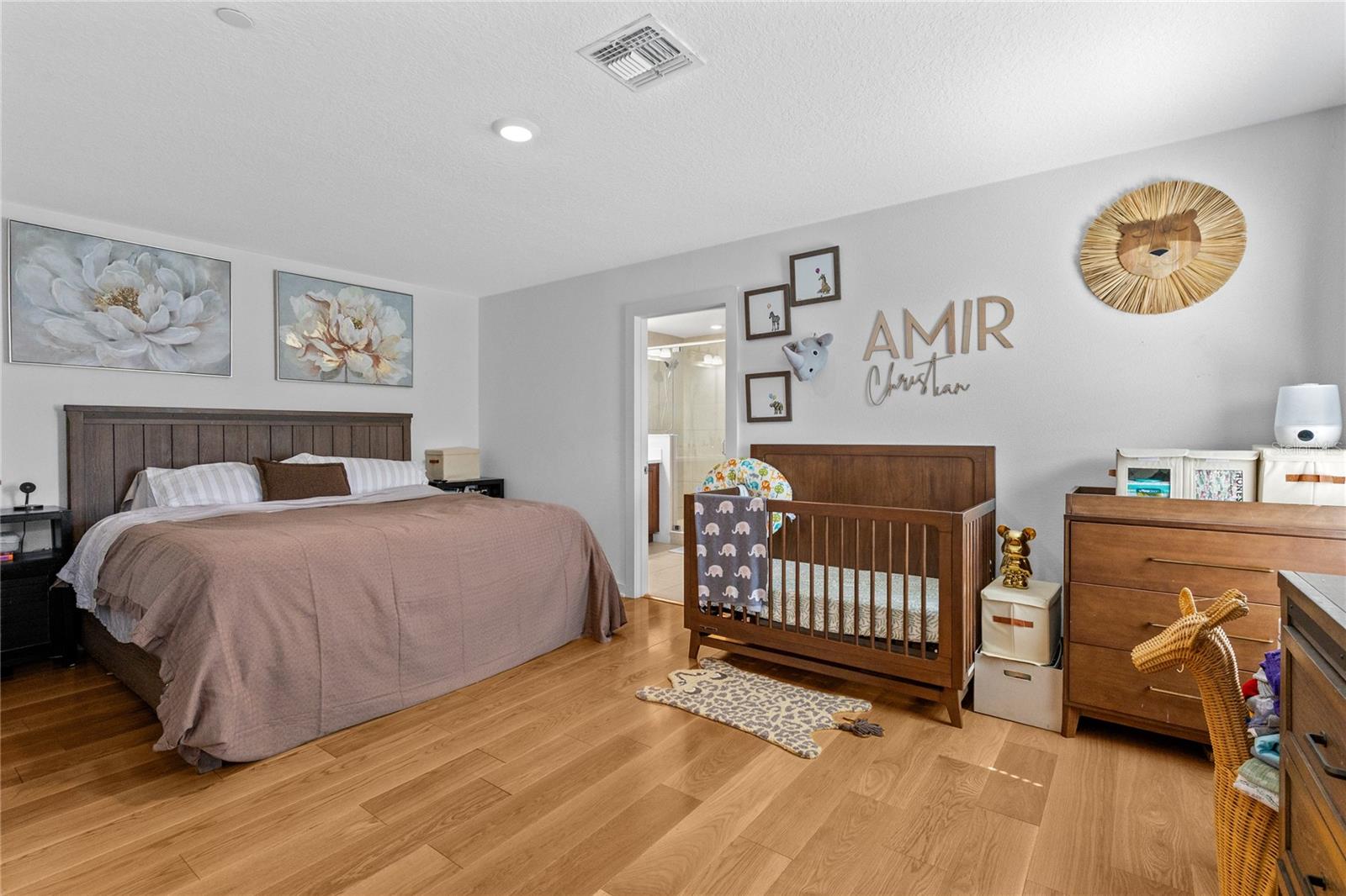 3rd floor, Master Suite.