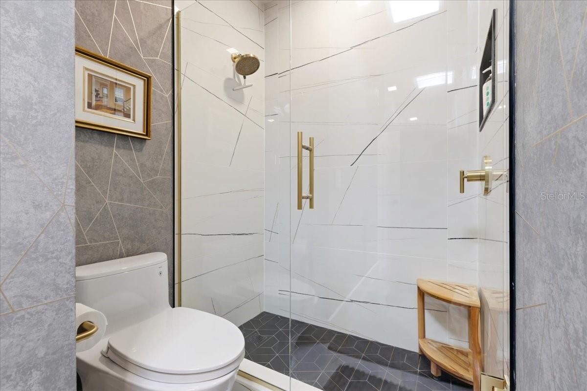 8953 CHARLESTON PARK, #18, Orlando, FL 32819