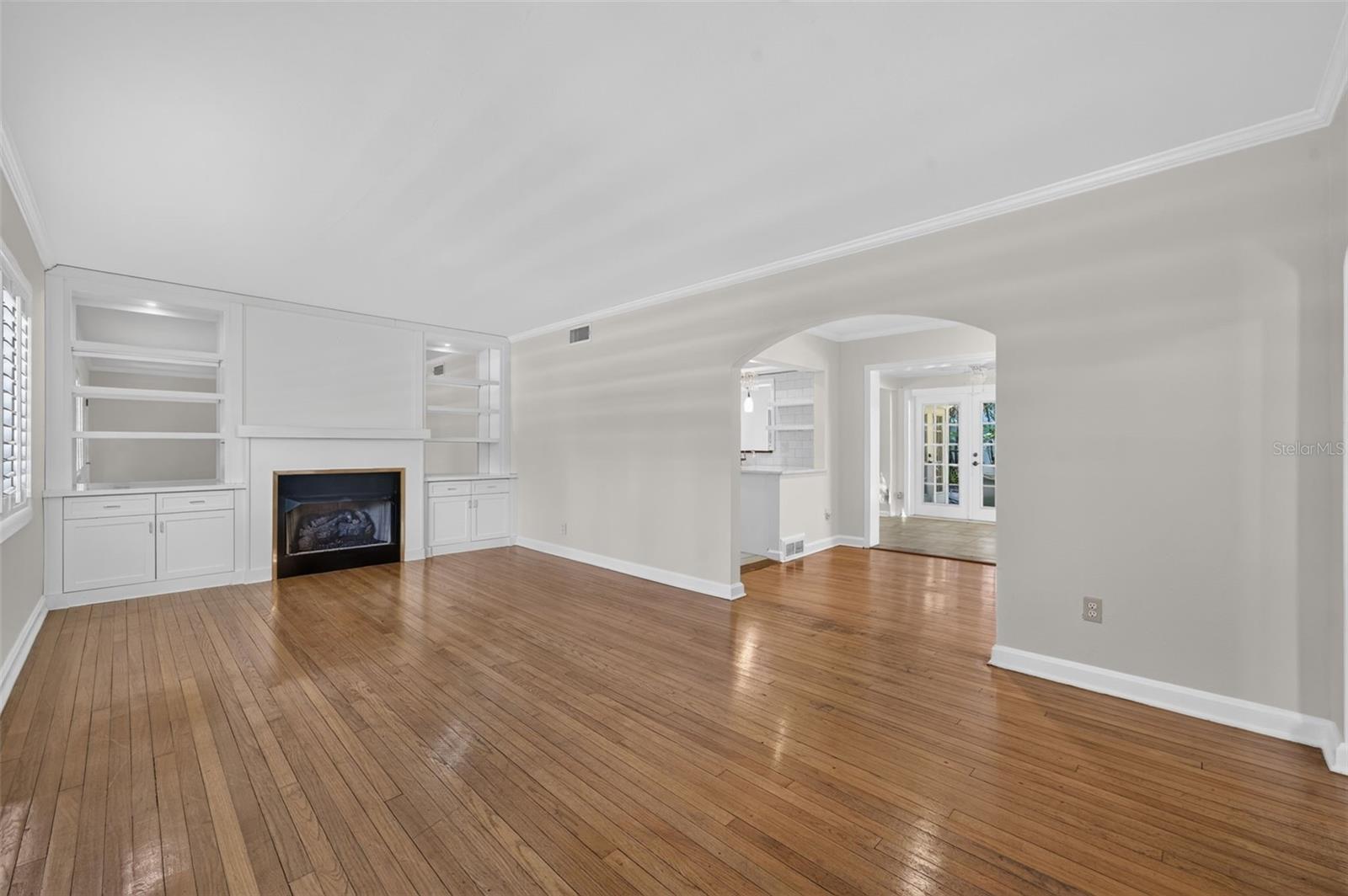 1399 ALOMA AVENUE, Winter Park, FL 32789