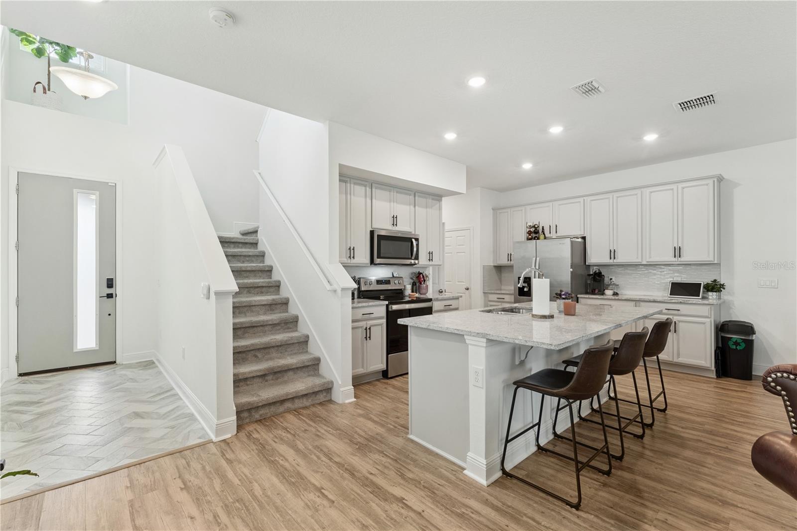 2356 SHADOWLAND LOOP, Winter Park, FL 32792