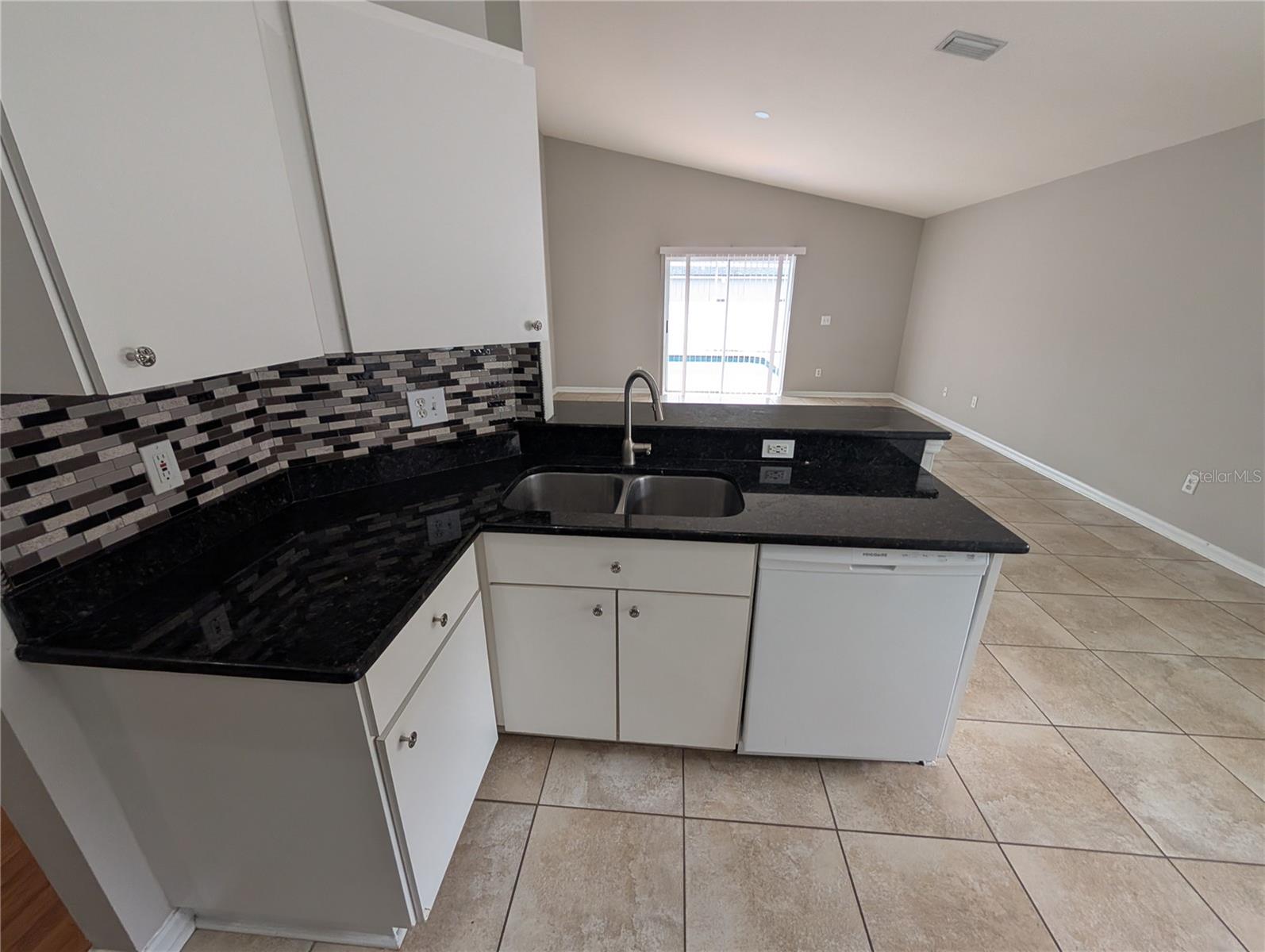 913 STALLION WAY, Valrico, FL 33594